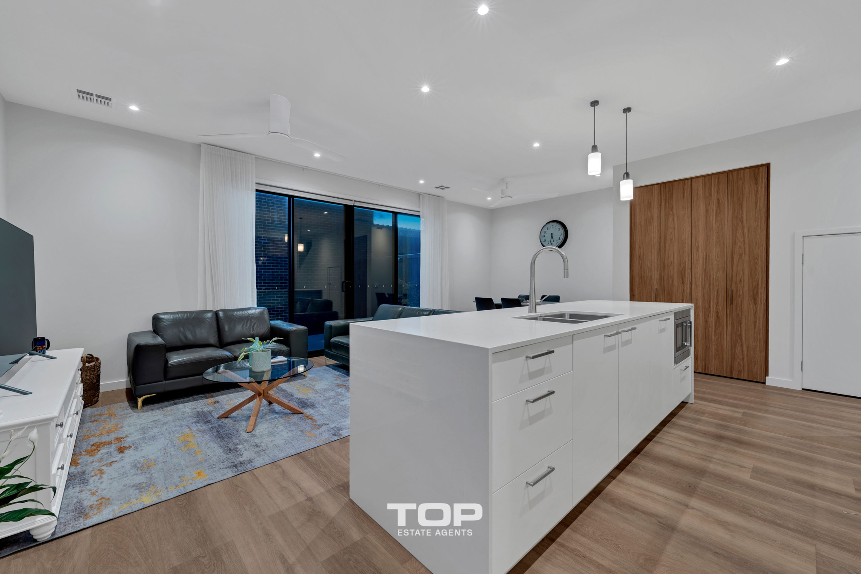 182 Alexander Boulevard, Clyde North - Thumbnail 8