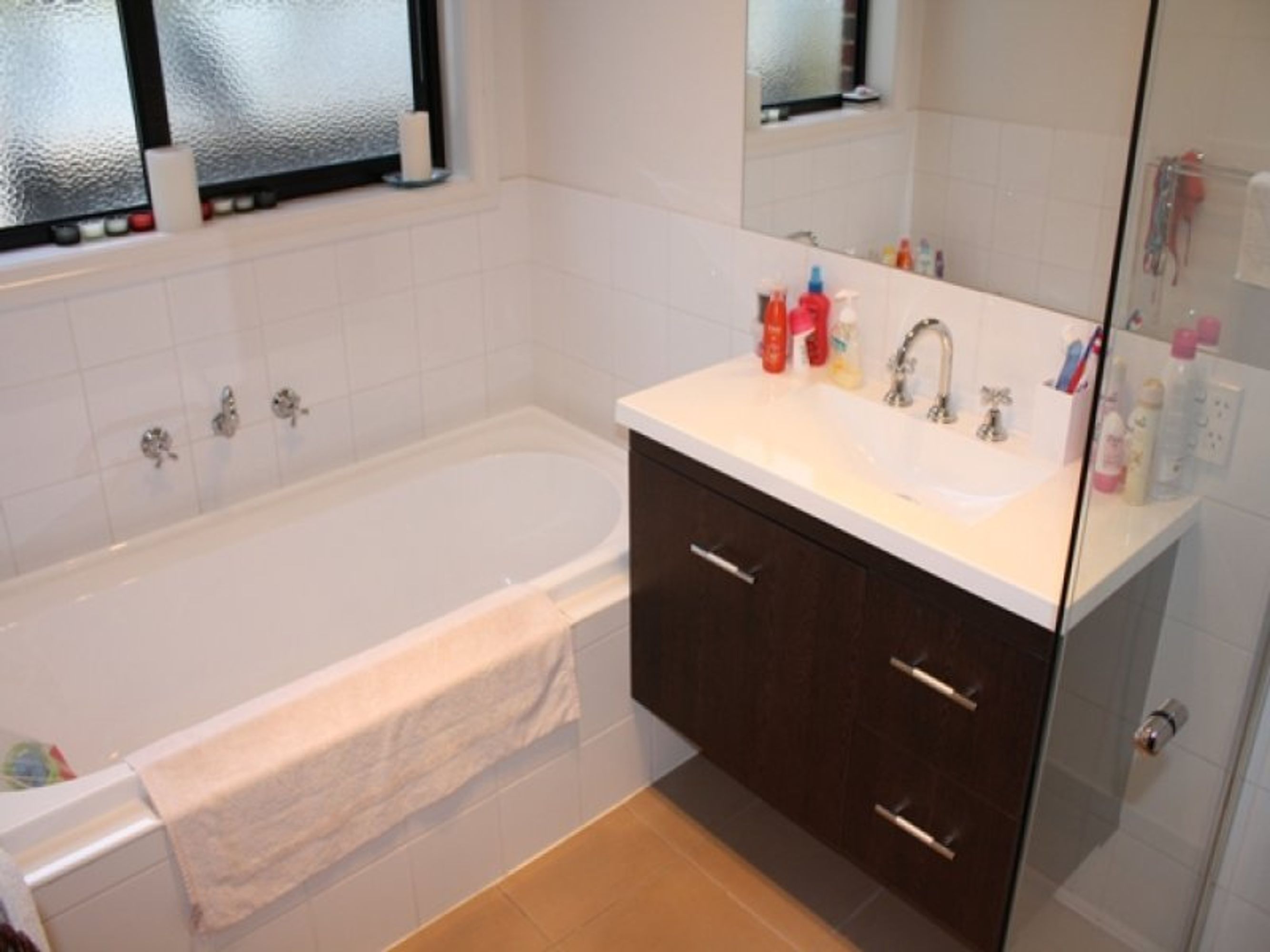 1A Vine Avenue, Horsham VIC 3400, Horsham - Thumbnail 2
