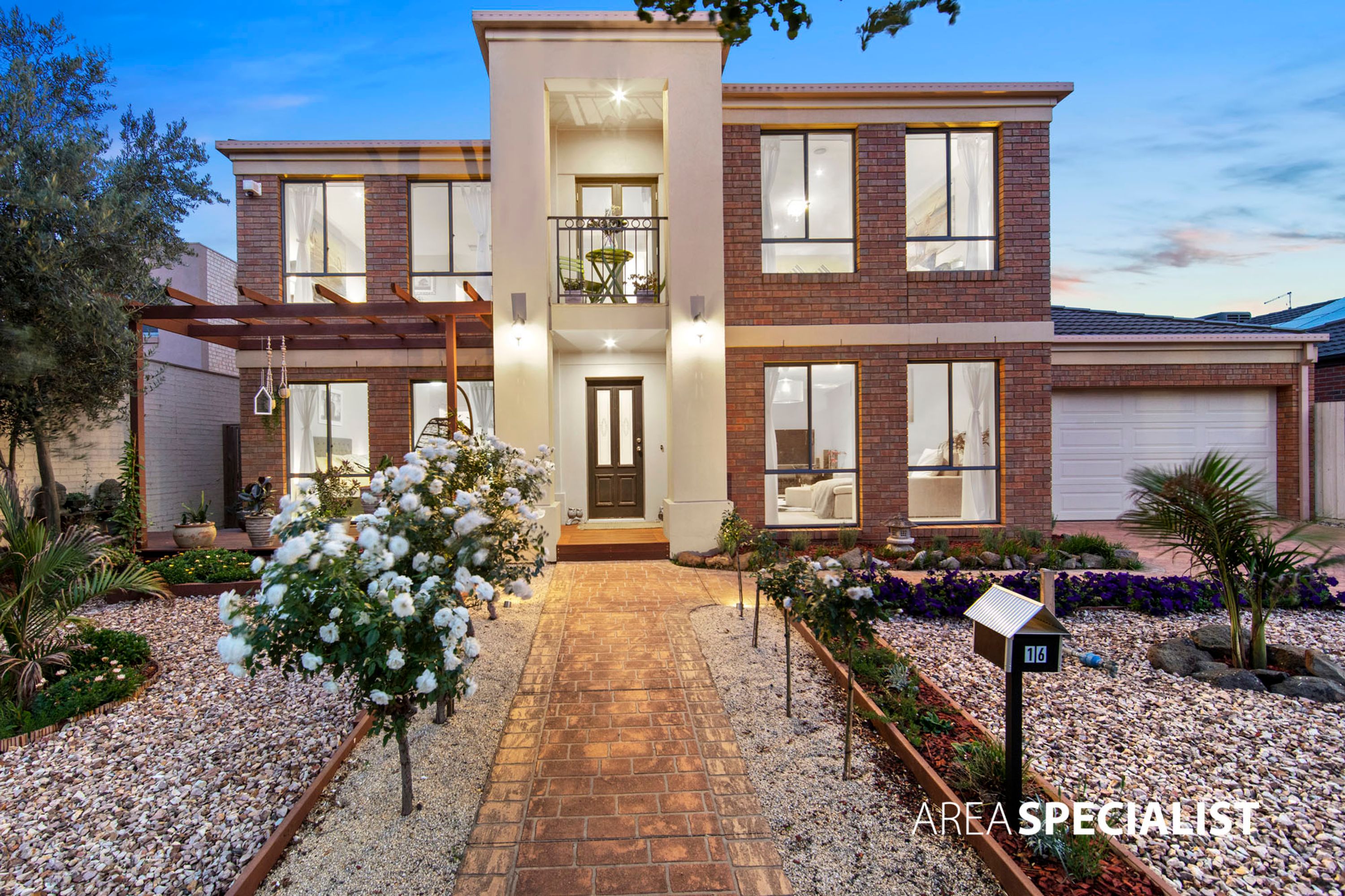 16 Market Terrace, Taylors Hill VIC 3037, Taylors Hill - Thumbnail 2