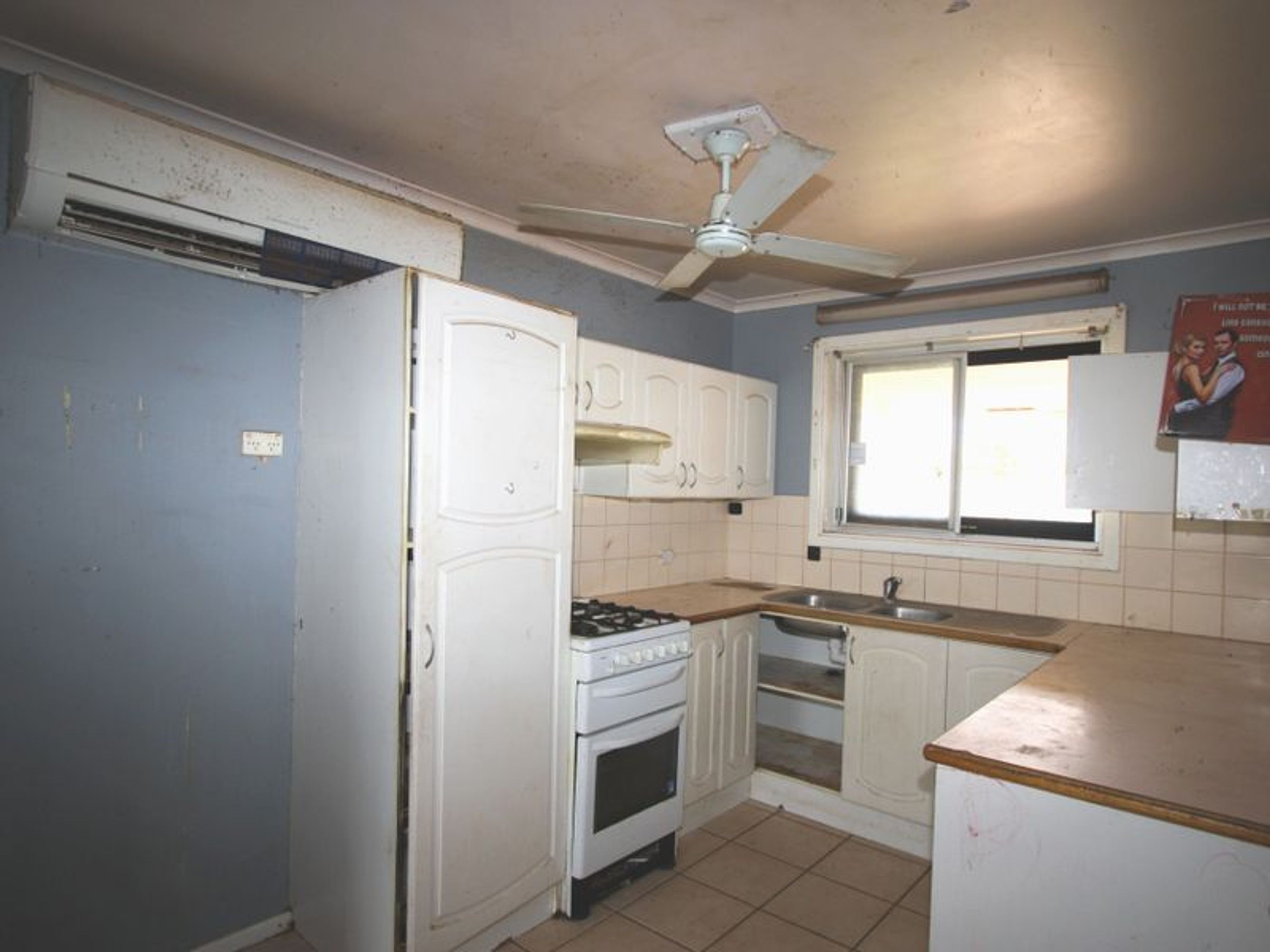 28 Steamer Avenue, South Hedland, South Hedland - Thumbnail 4