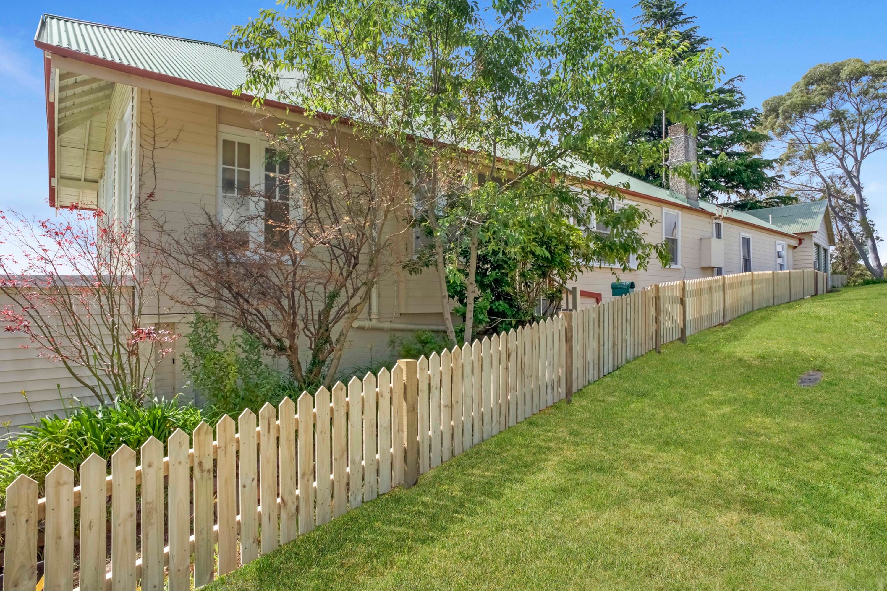 48 Railway Parade, Leura - Thumbnail 2