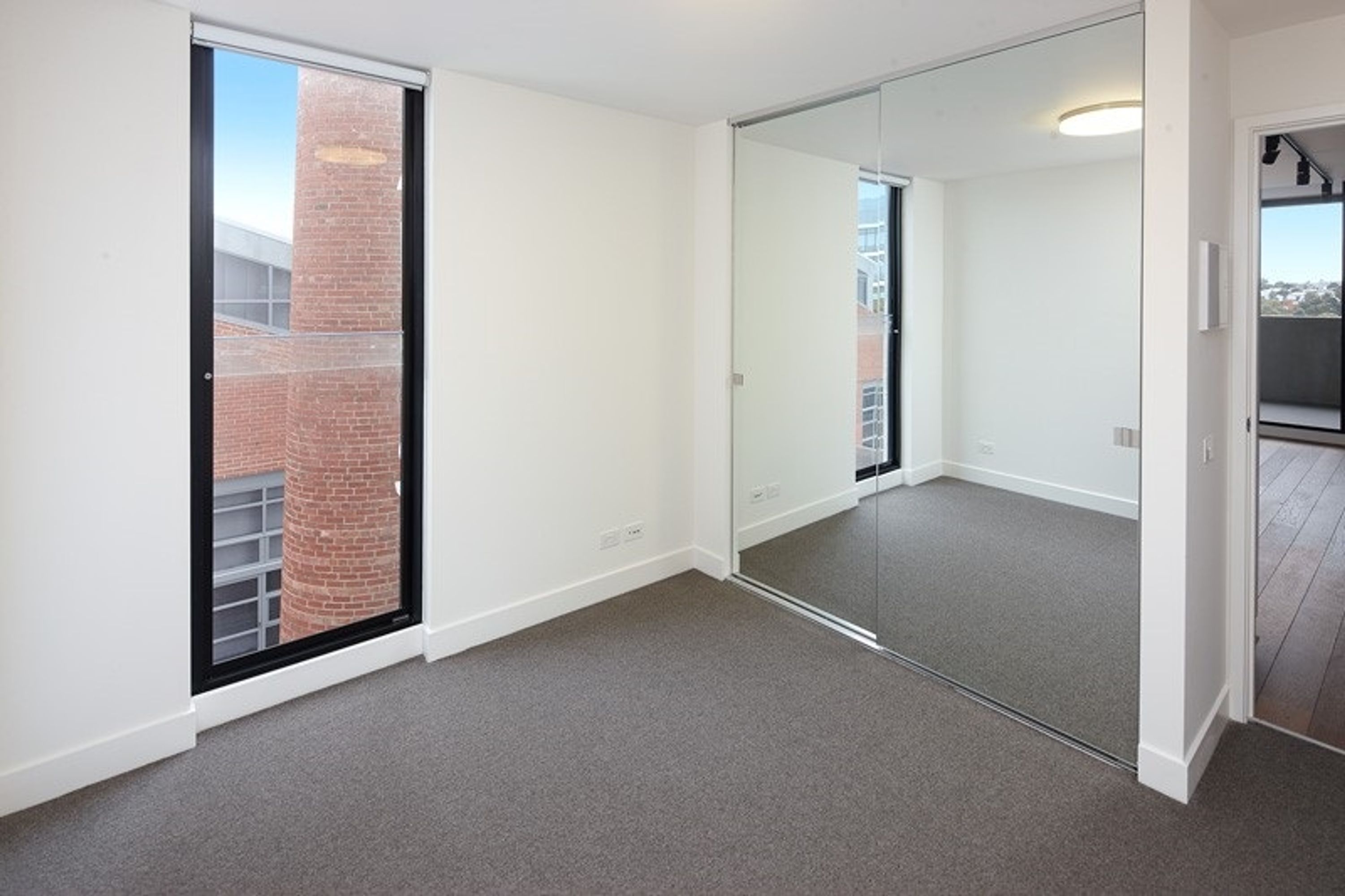 602/10 Trenerry Crescent, Abbotsford - Thumbnail 4