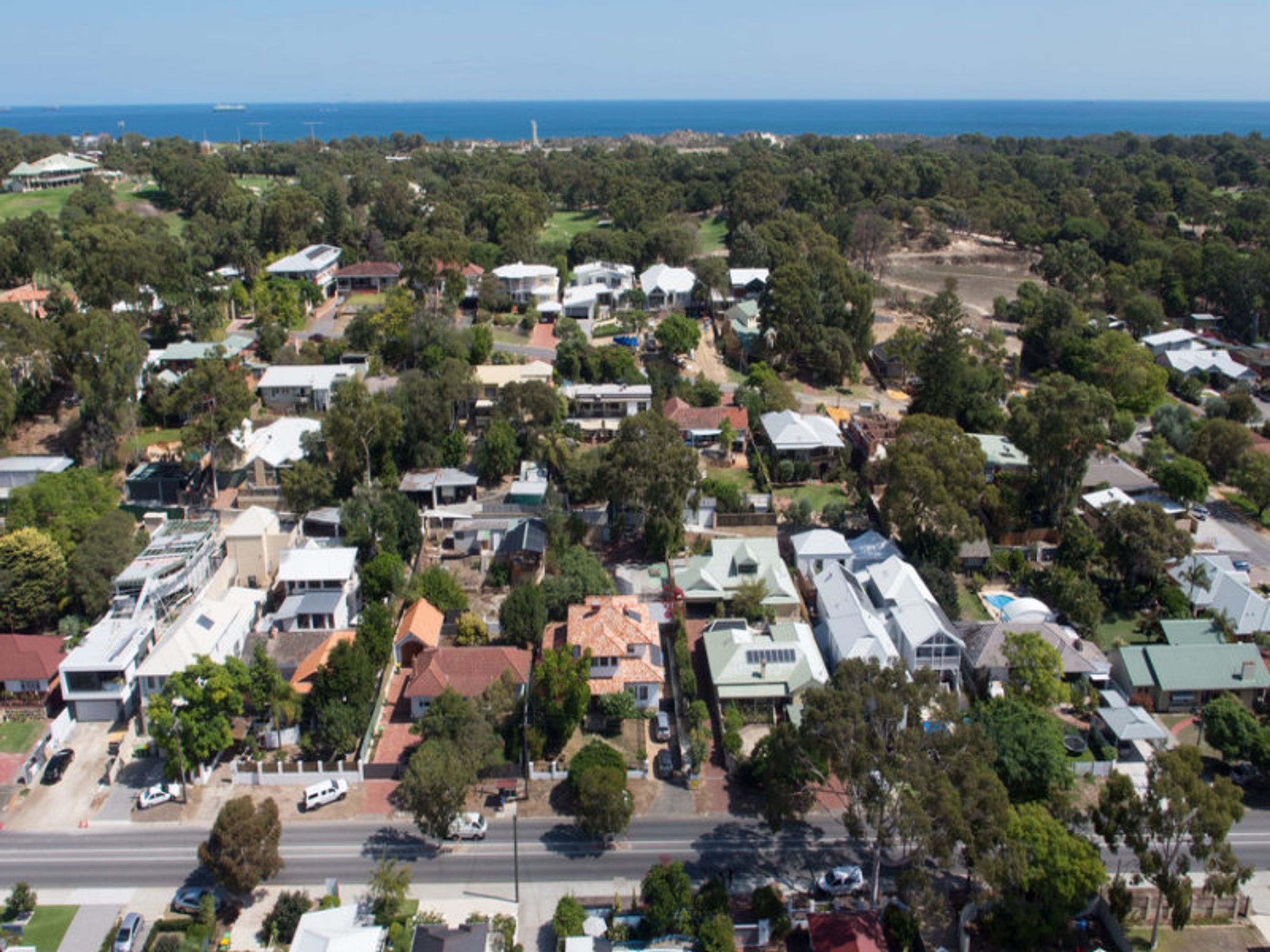 141 Rochdale Road, Mount Claremont, WA 6010, Mount Claremont - Thumbnail 6