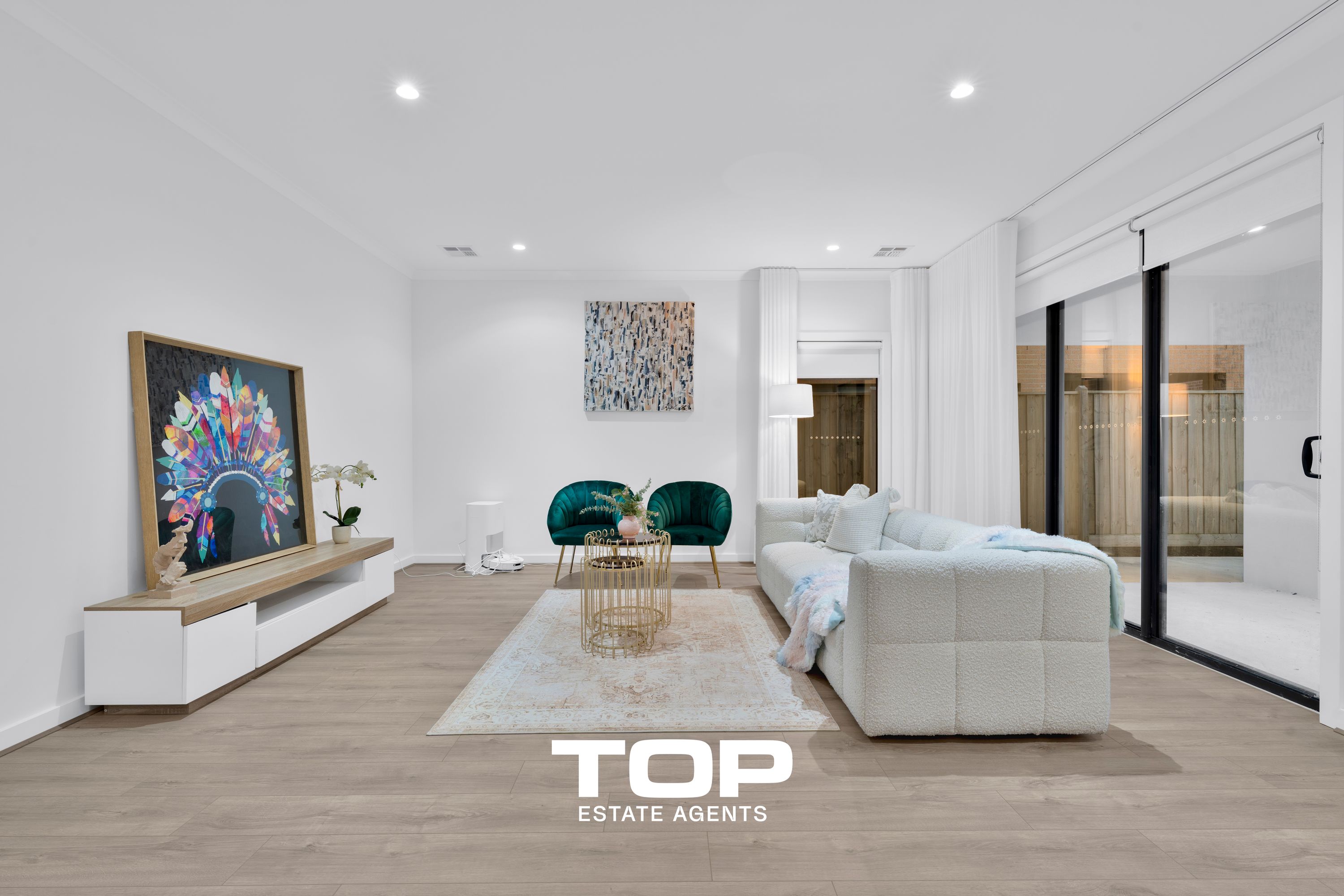 21 Khan Boulevard, Clyde North - Thumbnail 4
