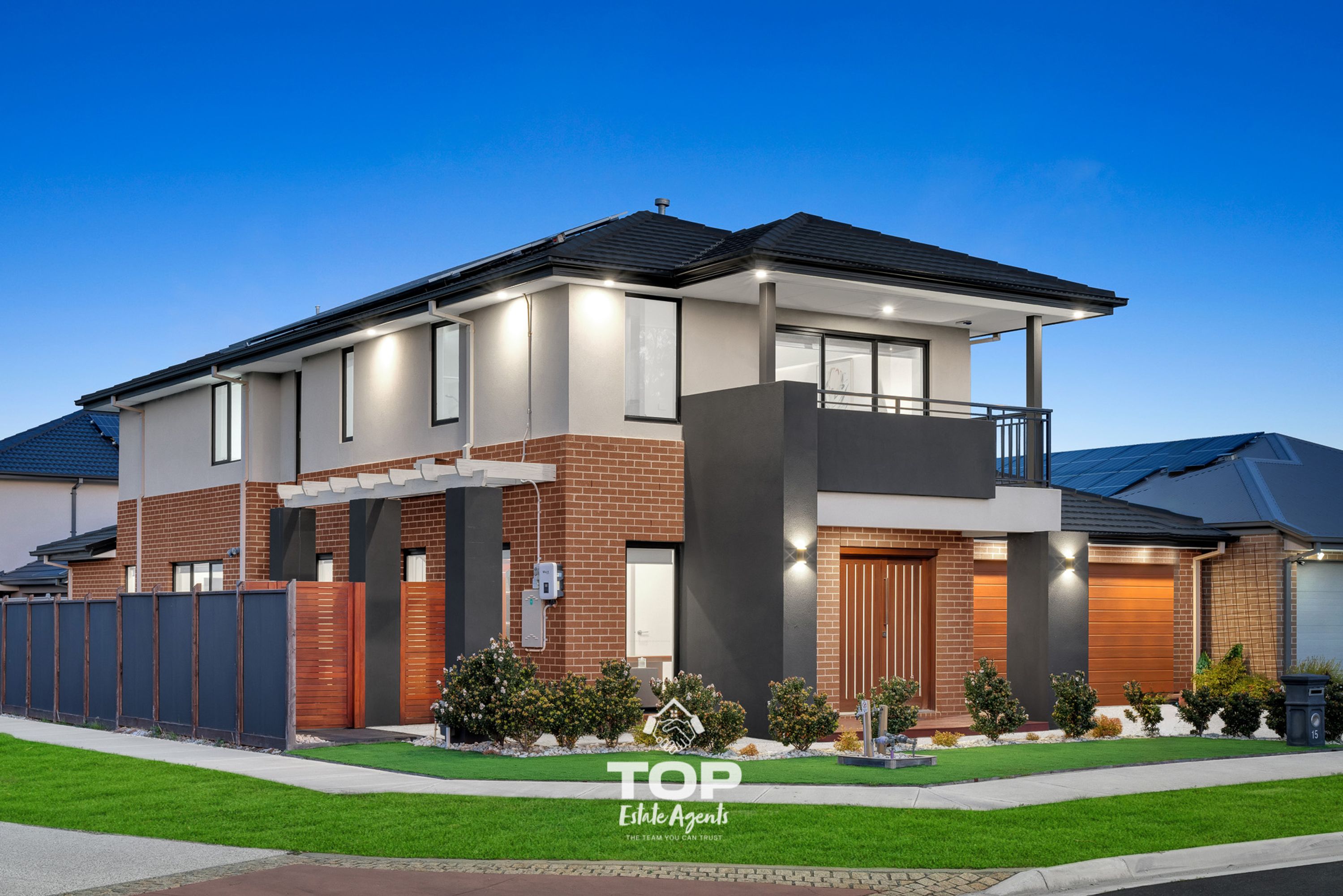 15 Lancelot Ave, Clyde - Thumbnail 2