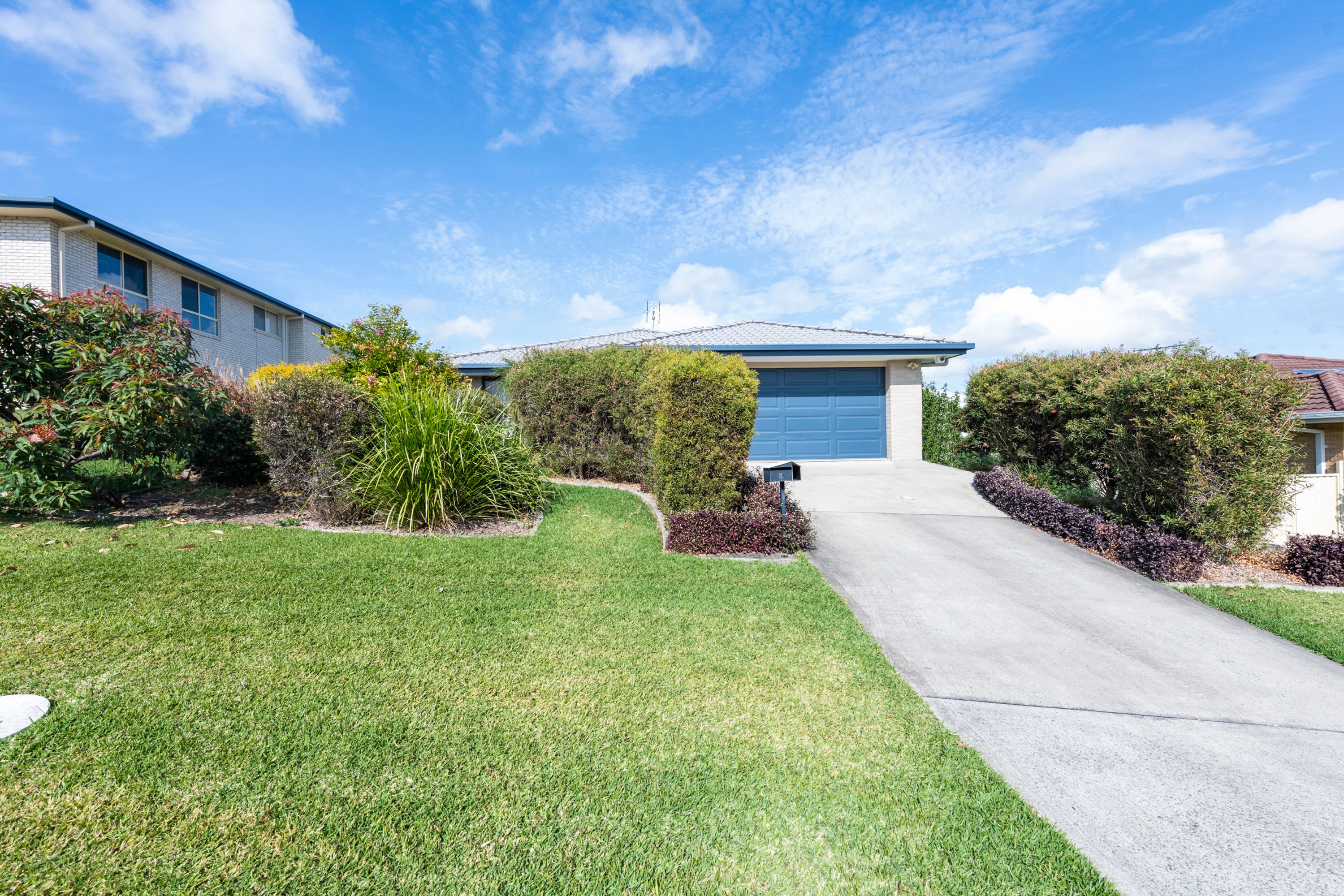5 Spotted Gum Close