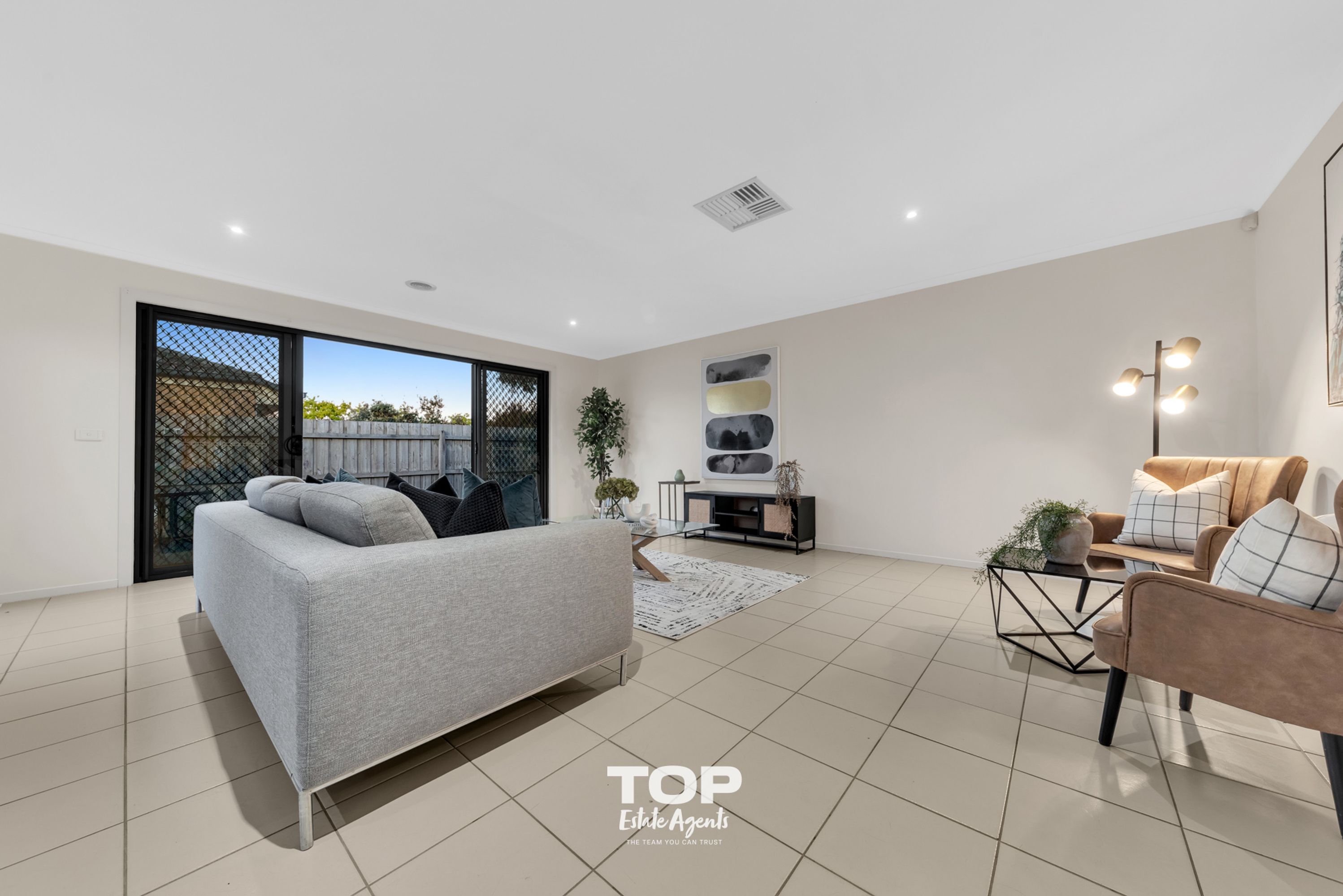 61 Golden Grove Drive, Narre Warren South - Thumbnail 3