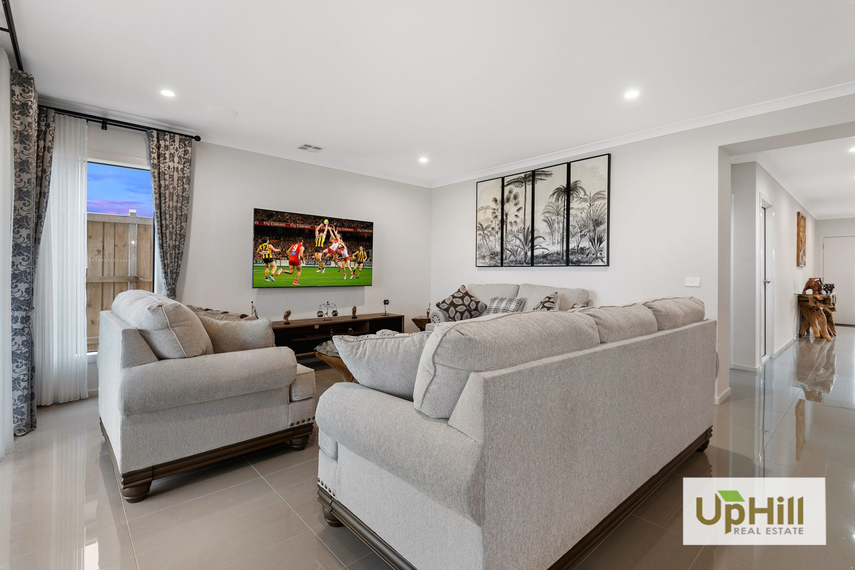 42 Vielo Circuit, Clyde North - Thumbnail 7