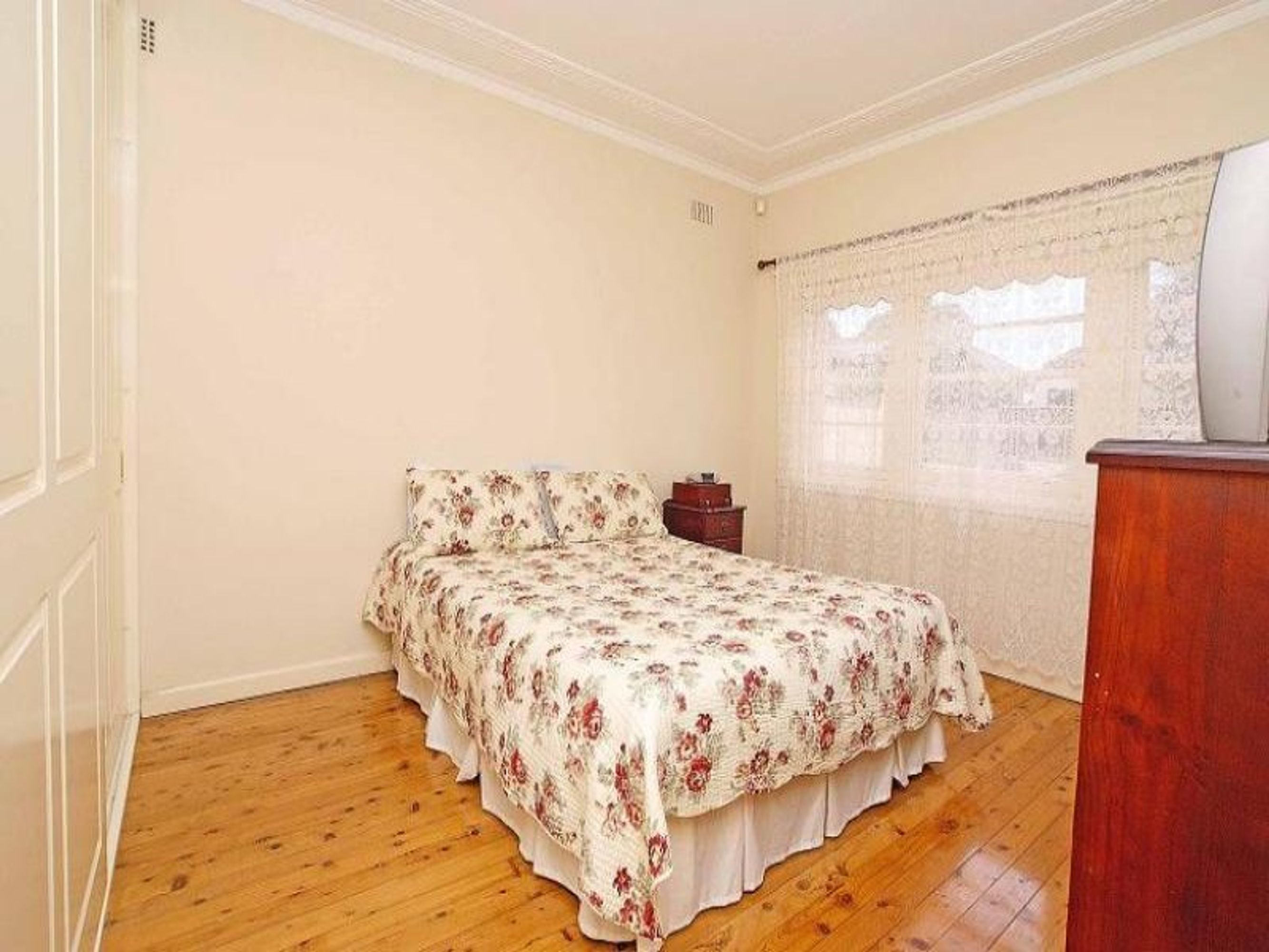 23 Rodgers Ave, Kingsgrove, Kingsgrove - Thumbnail 6