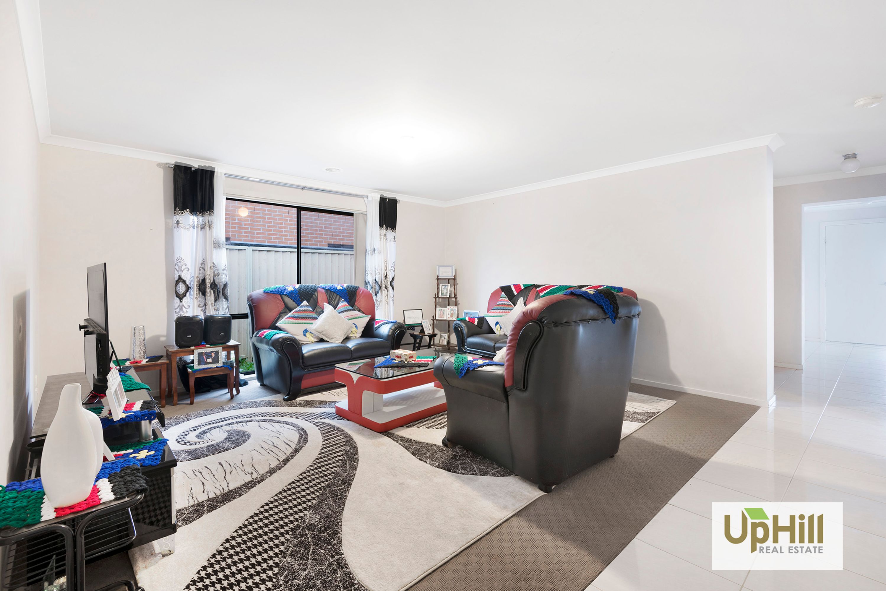 130 Blue Horizons Way, Pakenham - Thumbnail 3
