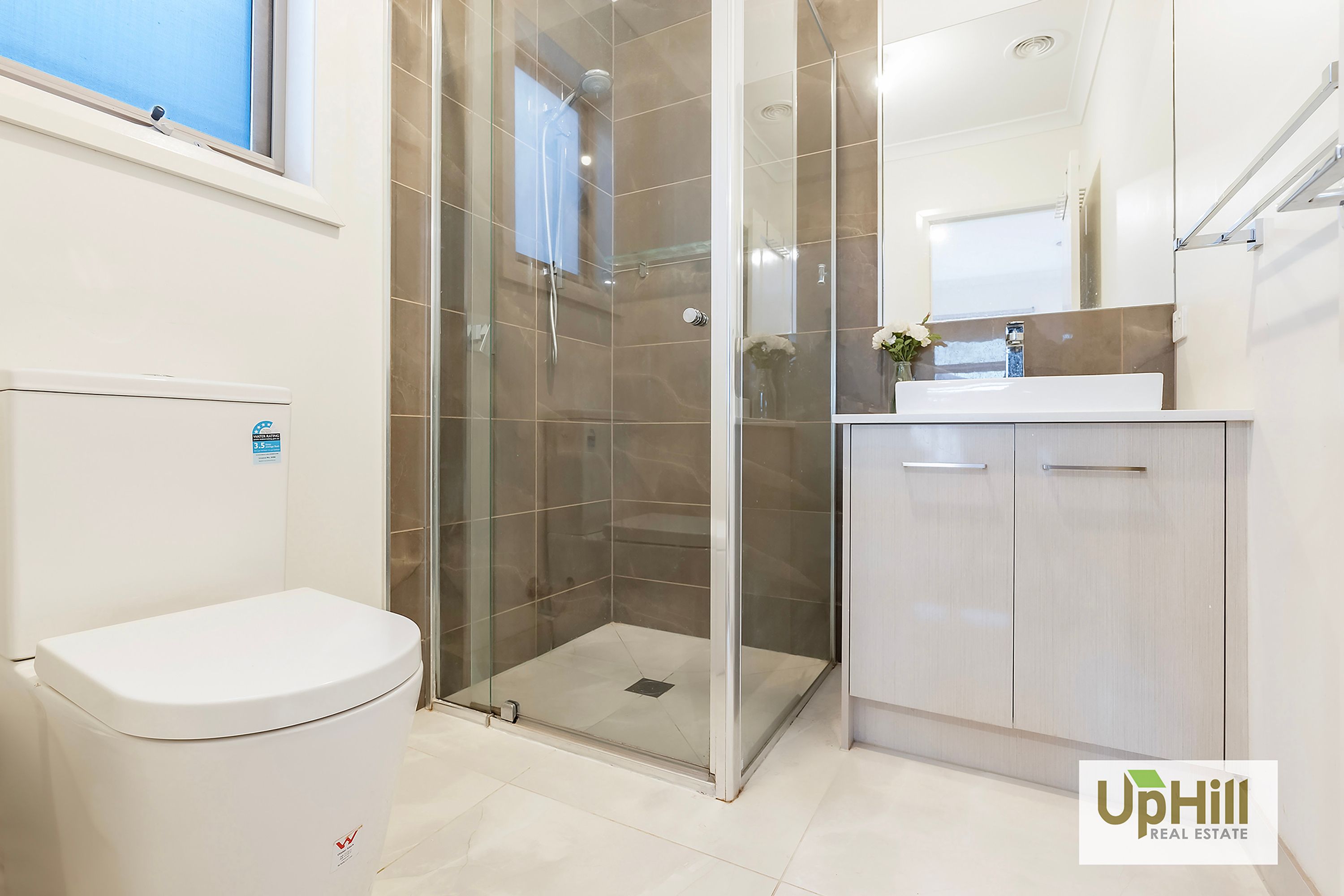 28 Khan Boulevard, Clyde North - Thumbnail 4