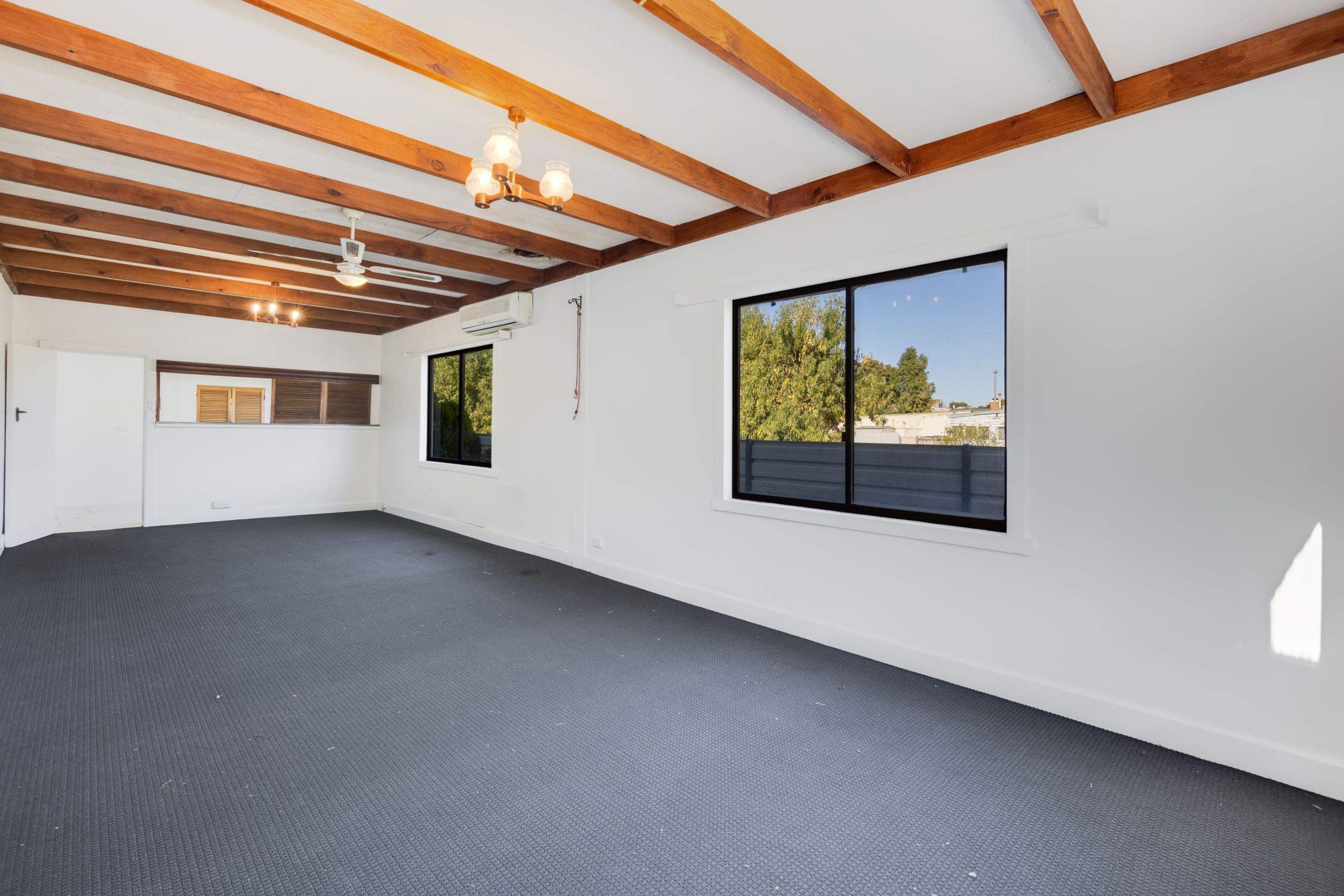 153 Nelson Street, Nhill VIC 3418, Nhill - Thumbnail 4
