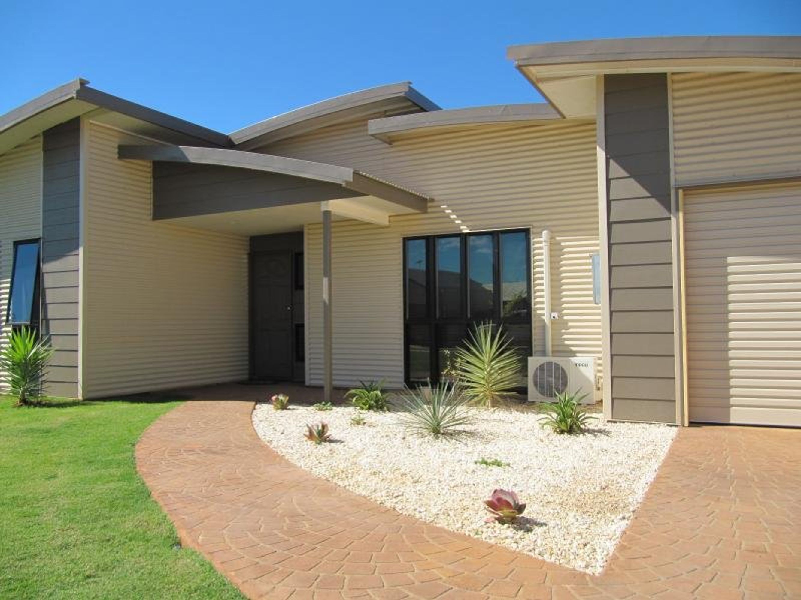 10 Eucalypt Way, South Hedland, WA 6722, South Hedland - Thumbnail 2