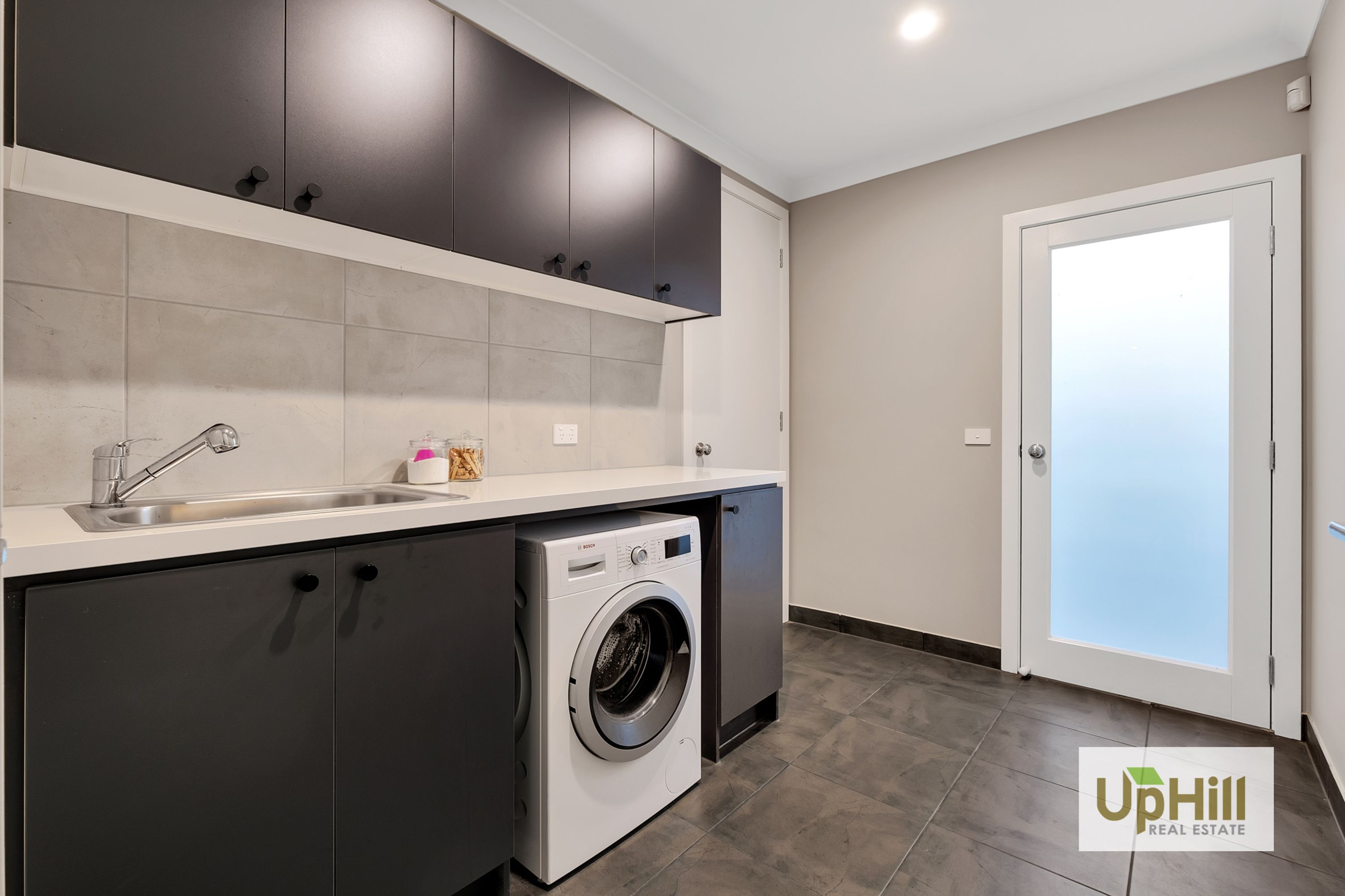 48 Appenzeller Drive, Clyde North - Thumbnail 7