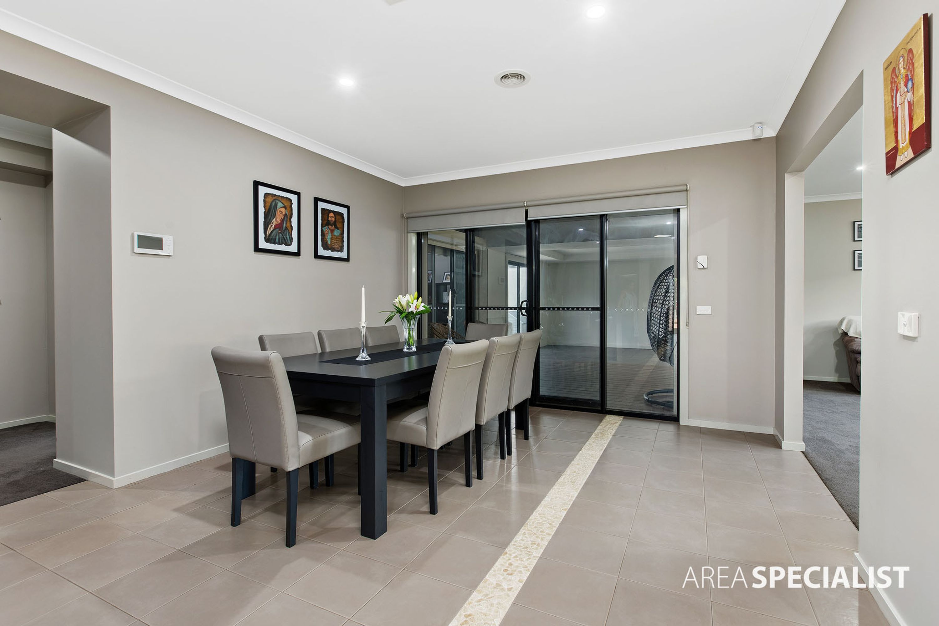 26 Pro Hart Way, Caroline Springs VIC 3023, Caroline Springs - Thumbnail 8