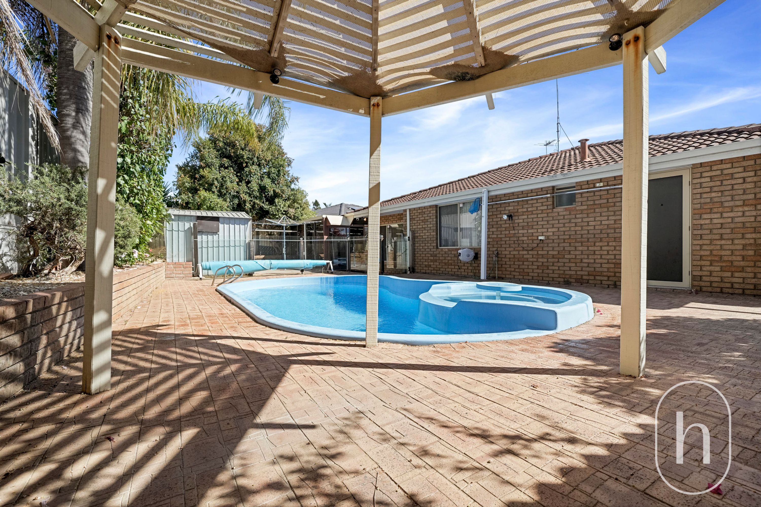 3 Dawn Place, Beldon - Thumbnail 2