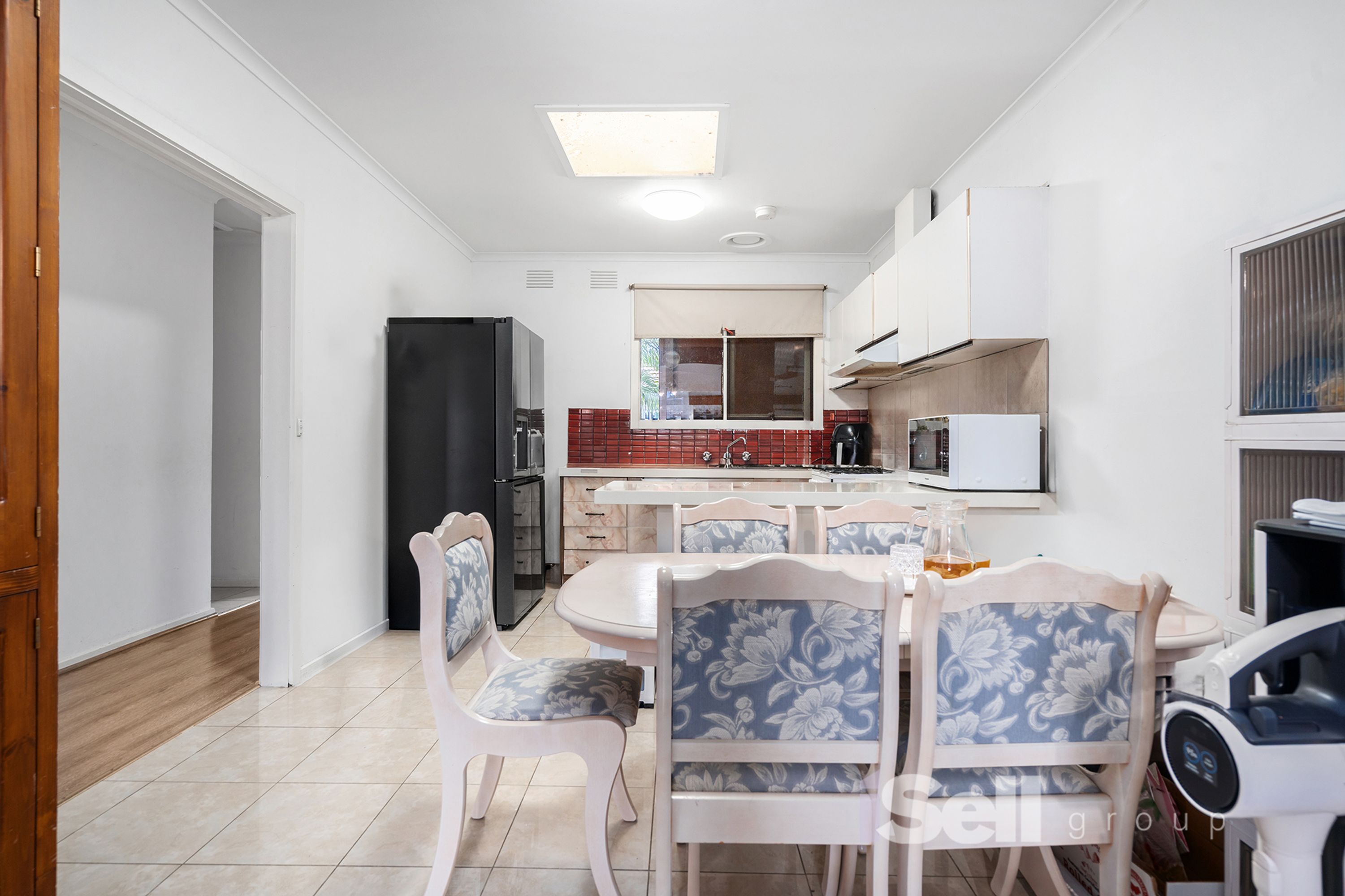 4/14 St James Avenue, Springvale - Thumbnail 2