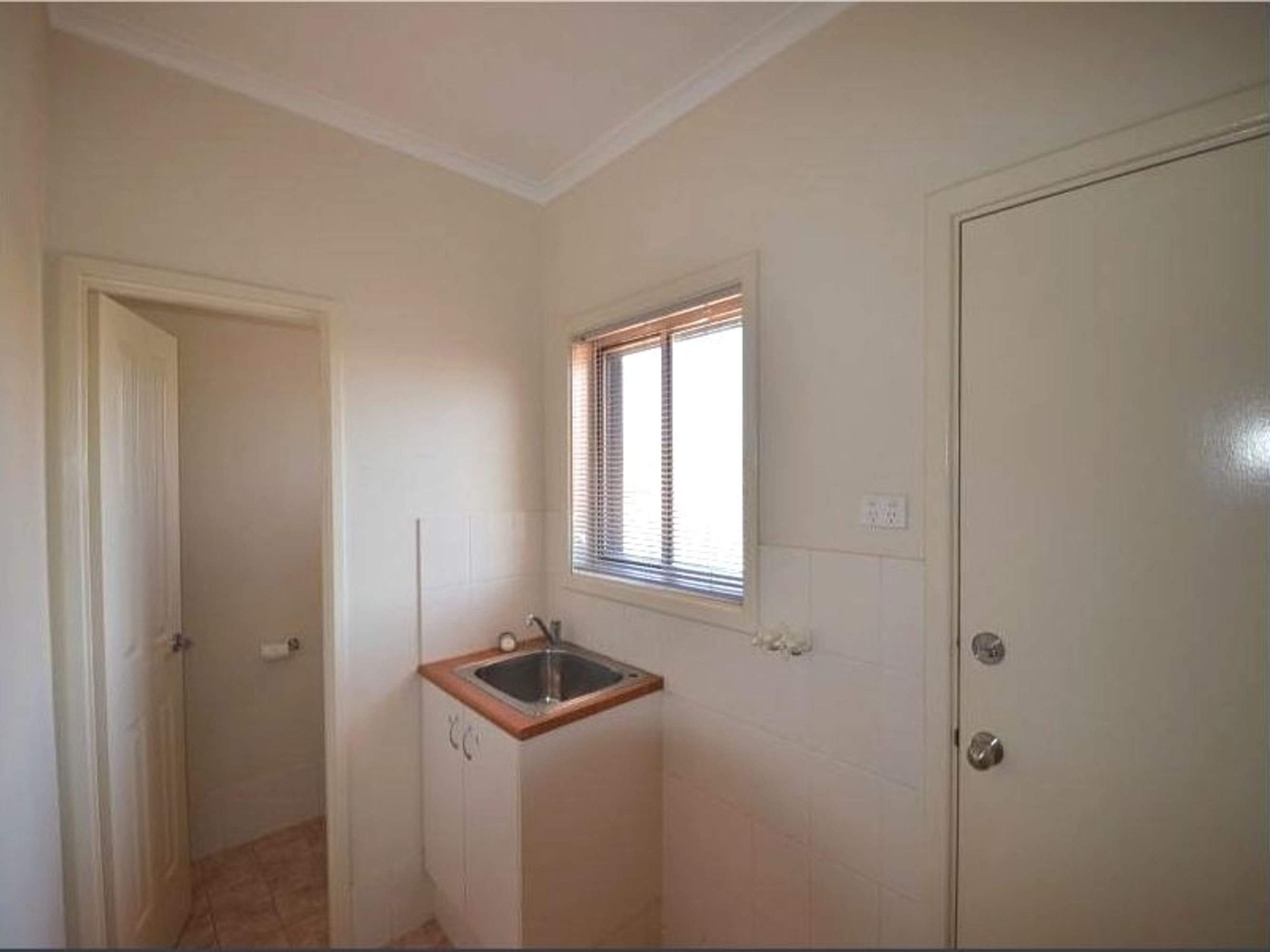 19 Yarrunga Crescent, South Hedland, South Hedland - Thumbnail 5