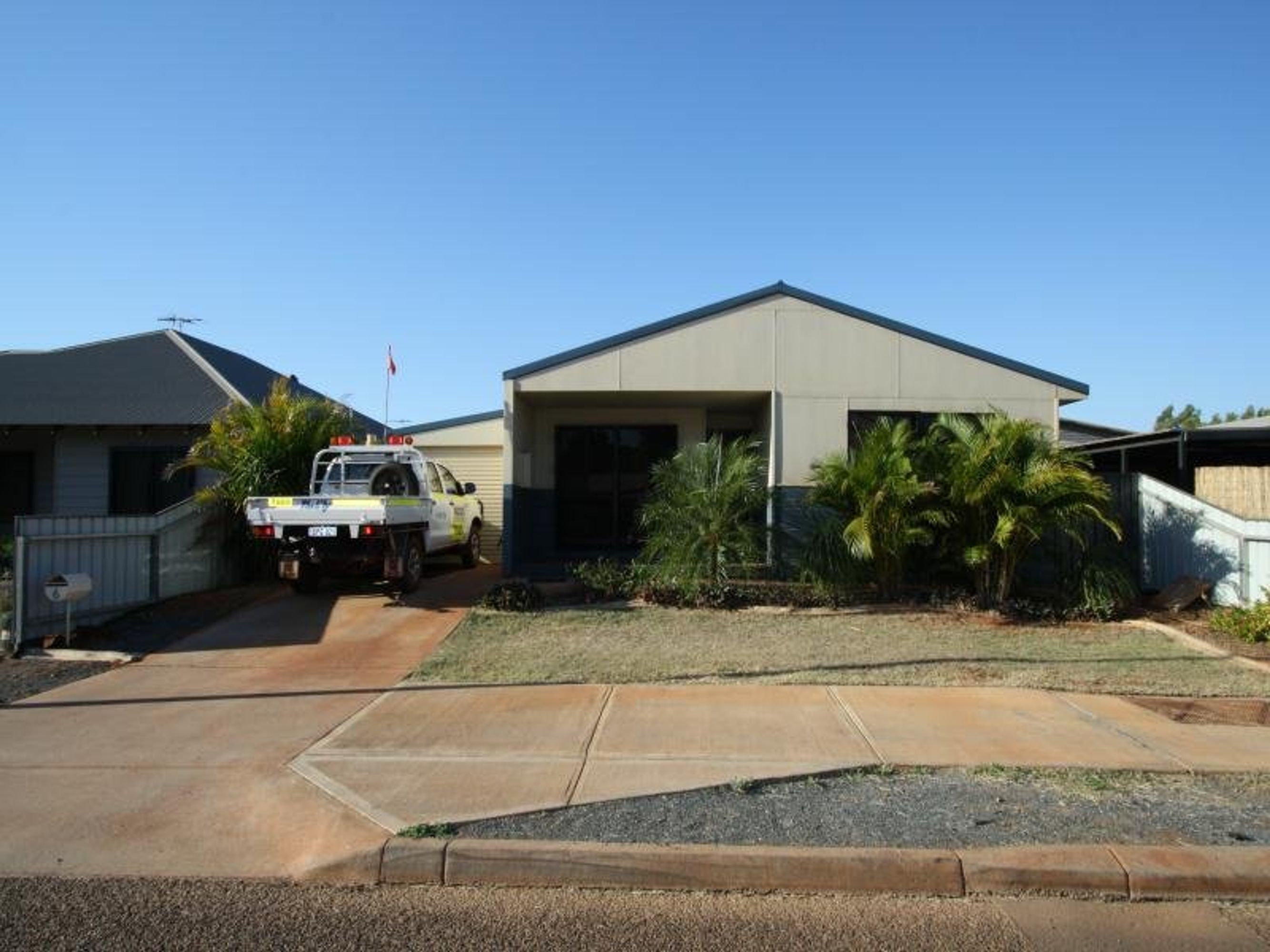 6 Traine Crescent, South Hedland, South Hedland - Thumbnail 2