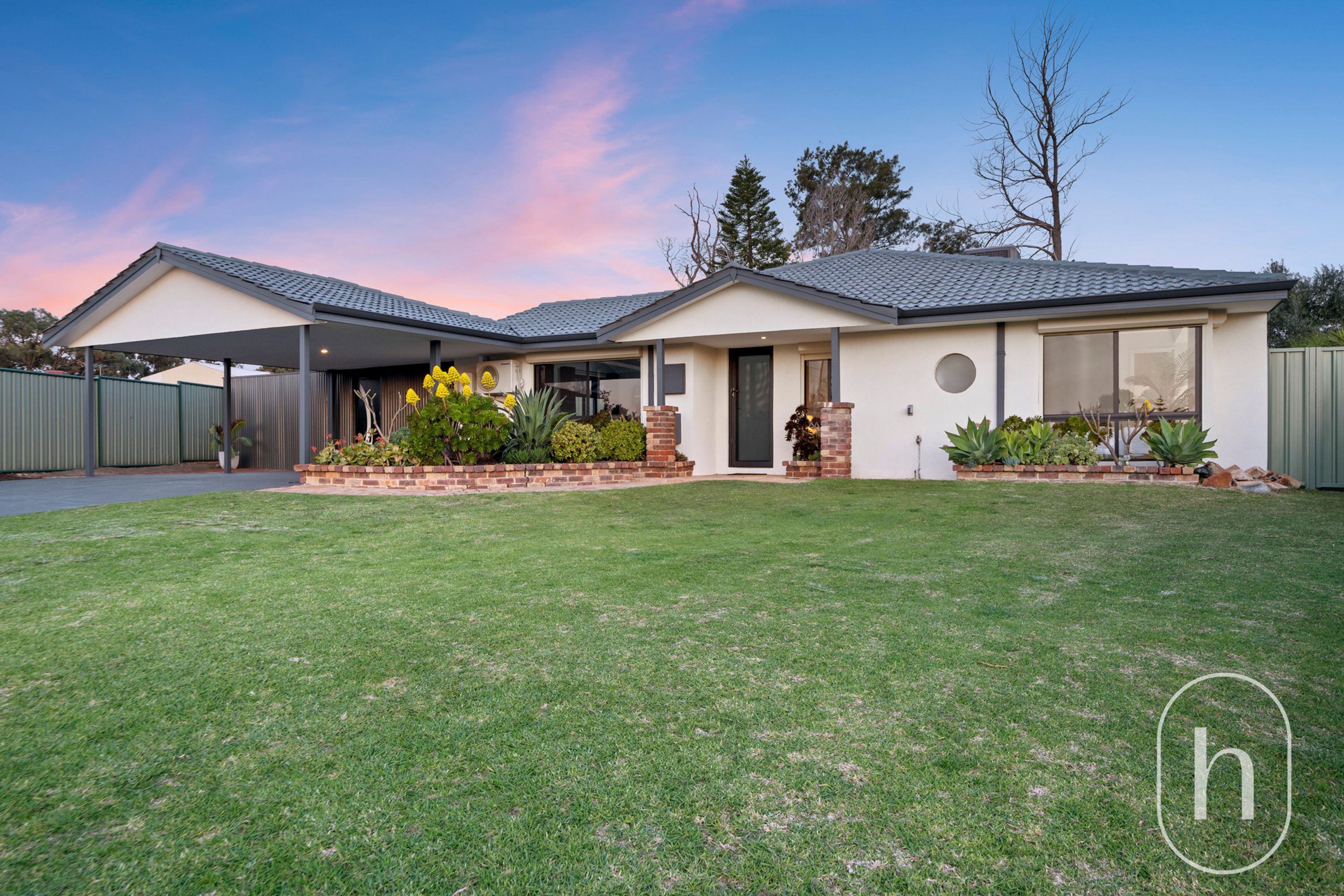 24 Holley Place, Marangaroo - Thumbnail 6