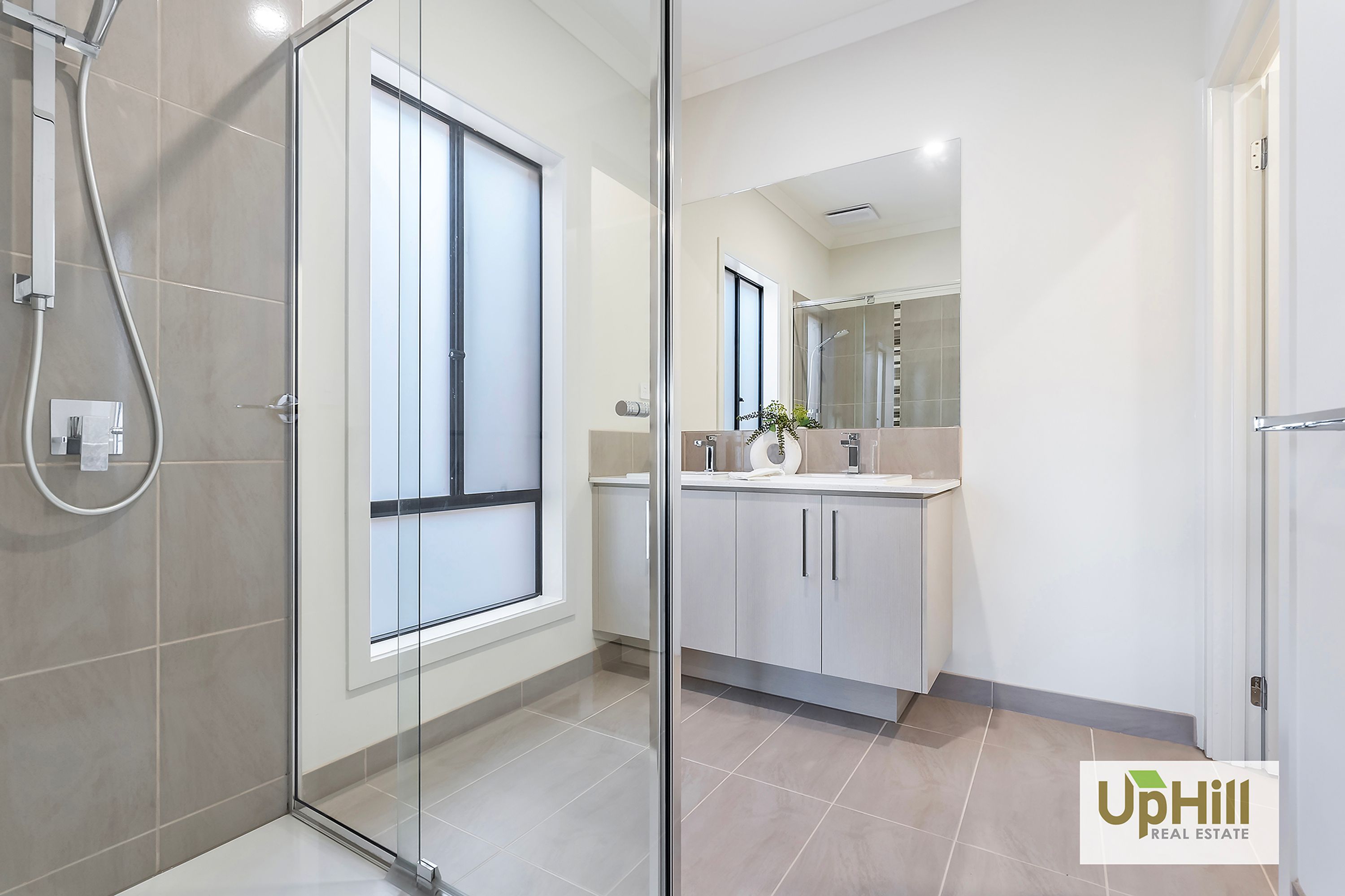 7 Bourbon Road, Cranbourne East - Thumbnail 3