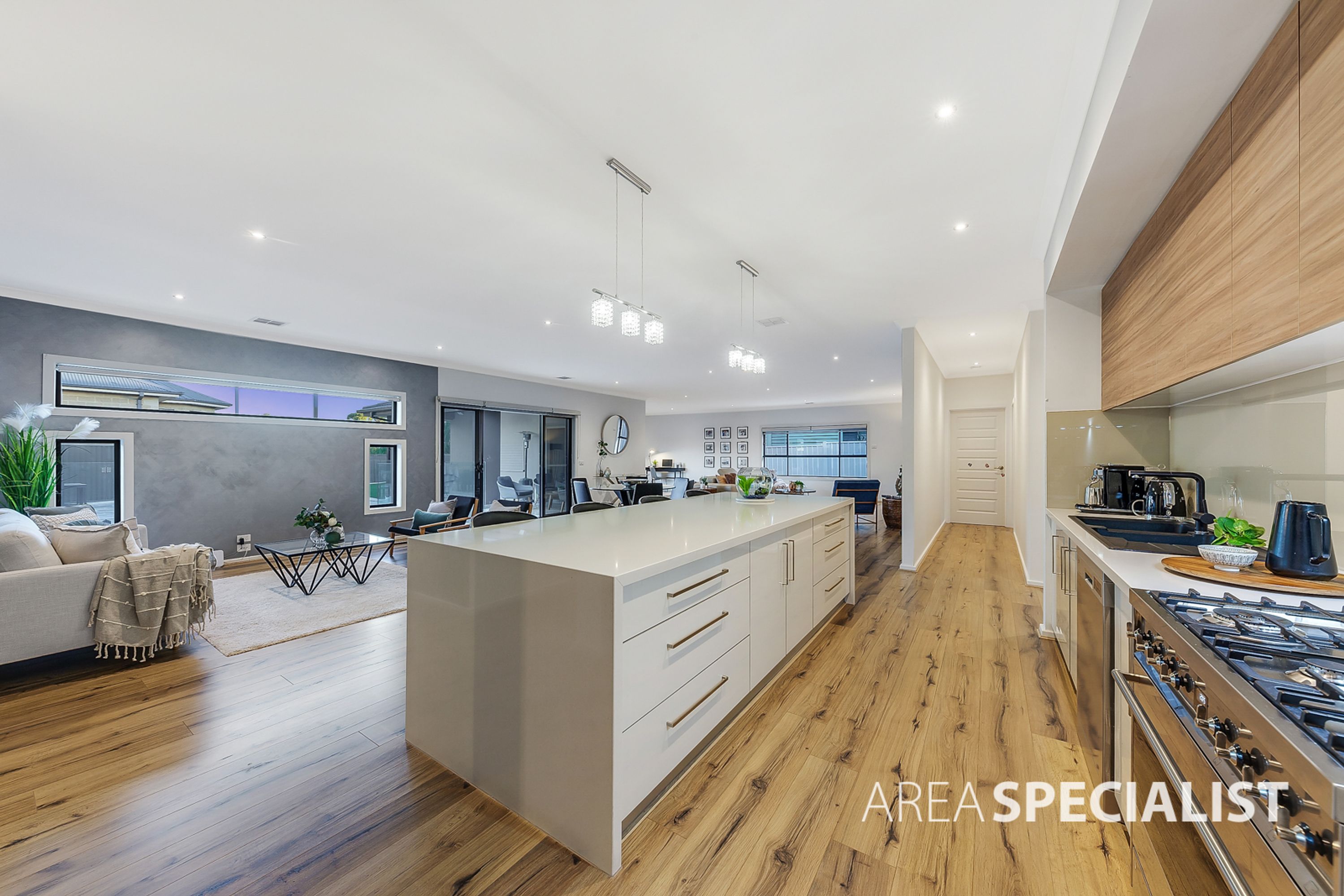 30 Paringa Way, Burnside VIC 3023, Burnside - Thumbnail 4