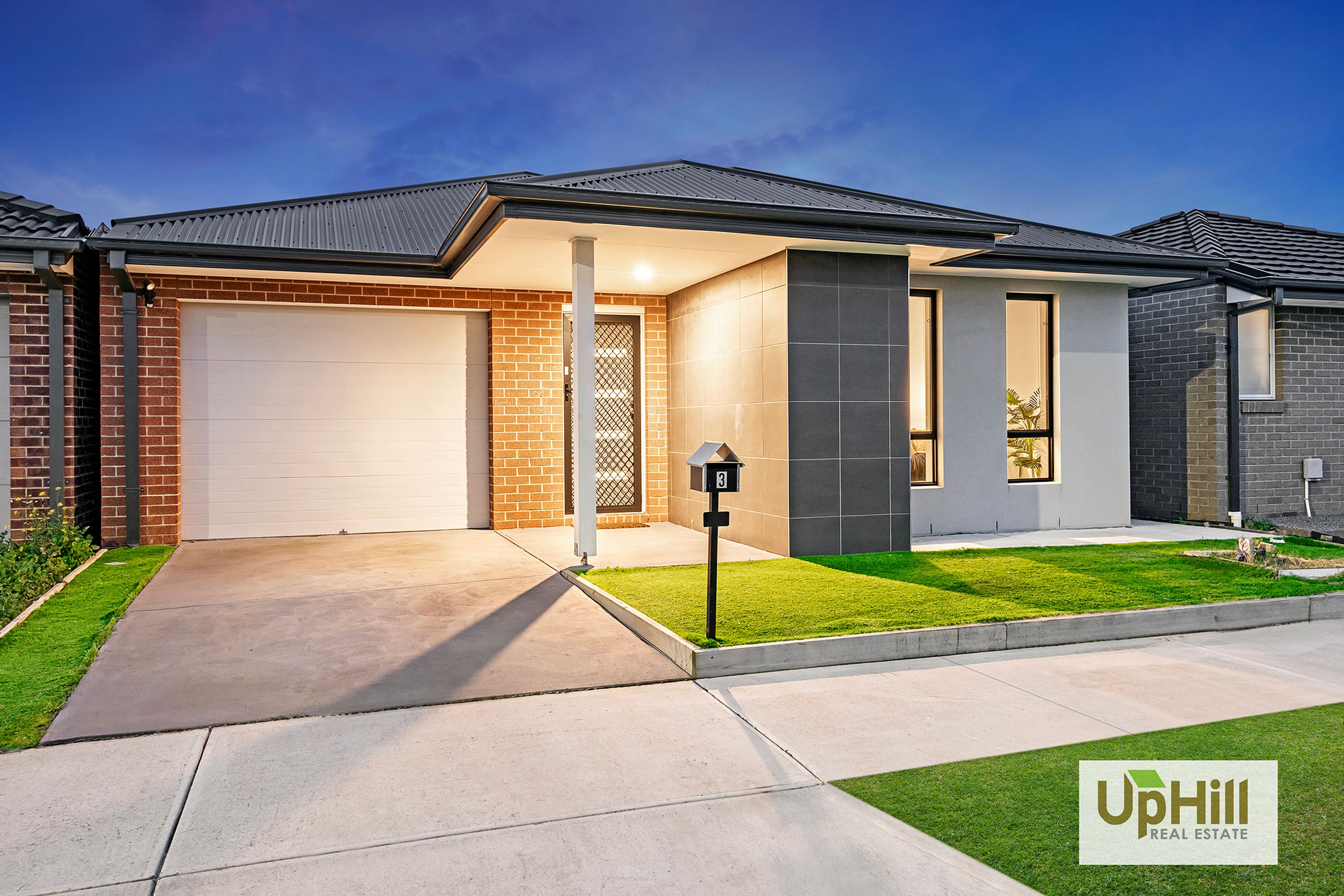 3 Ironstone Street, Cranbourne East - Thumbnail 2
