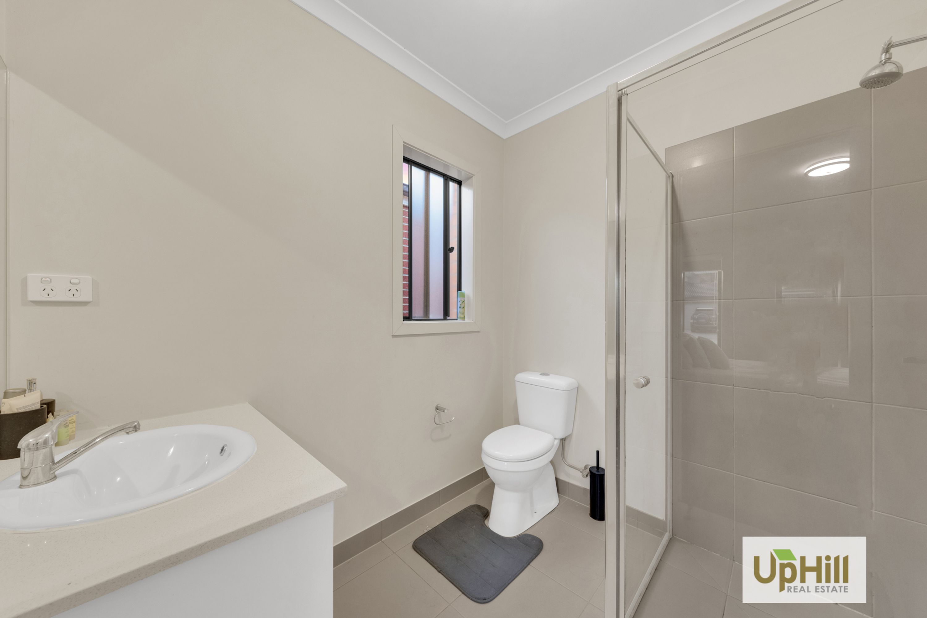 9 Langshan Road, Clyde North - Thumbnail 3