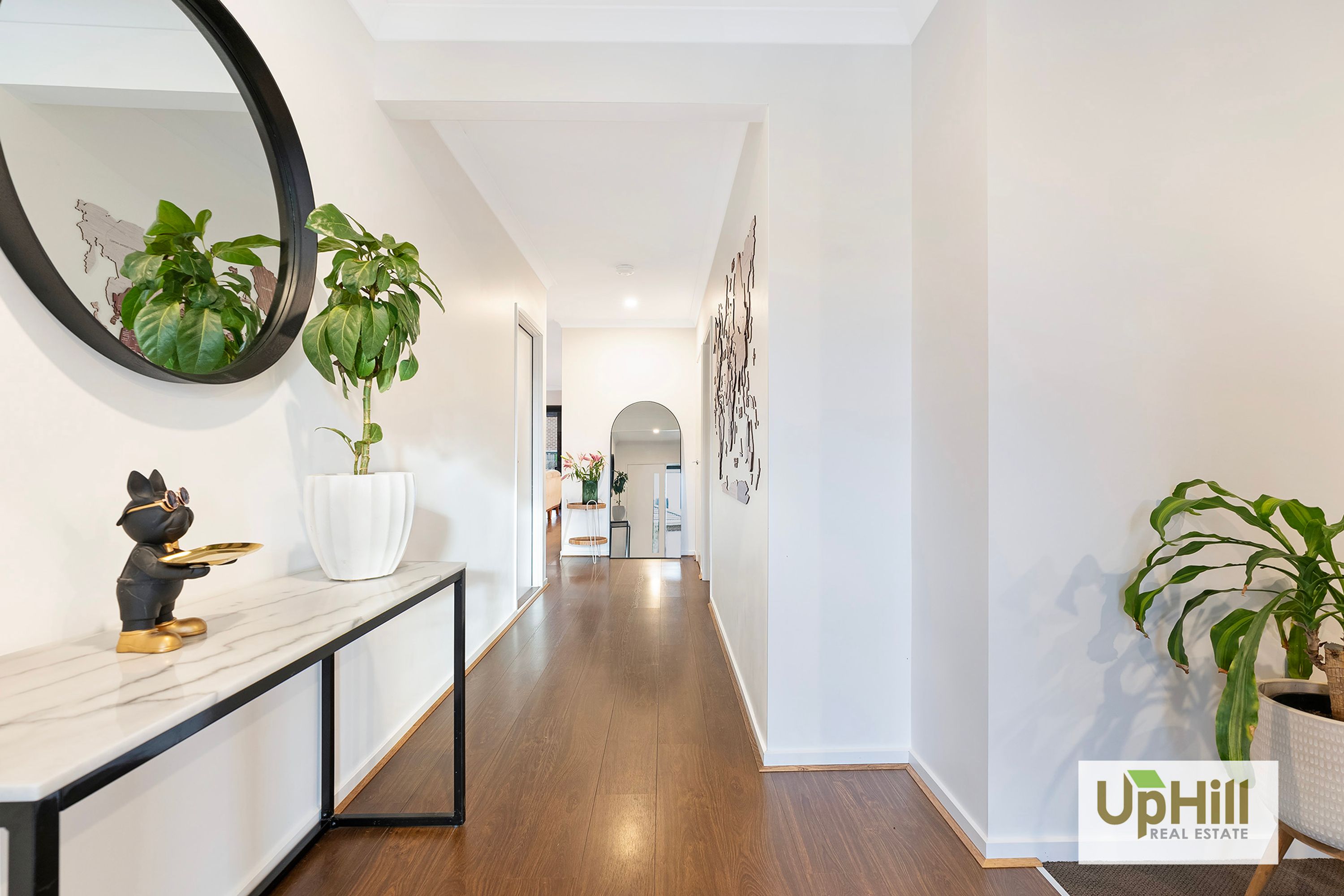 17 Stockfield Avenue, Clyde - Thumbnail 2