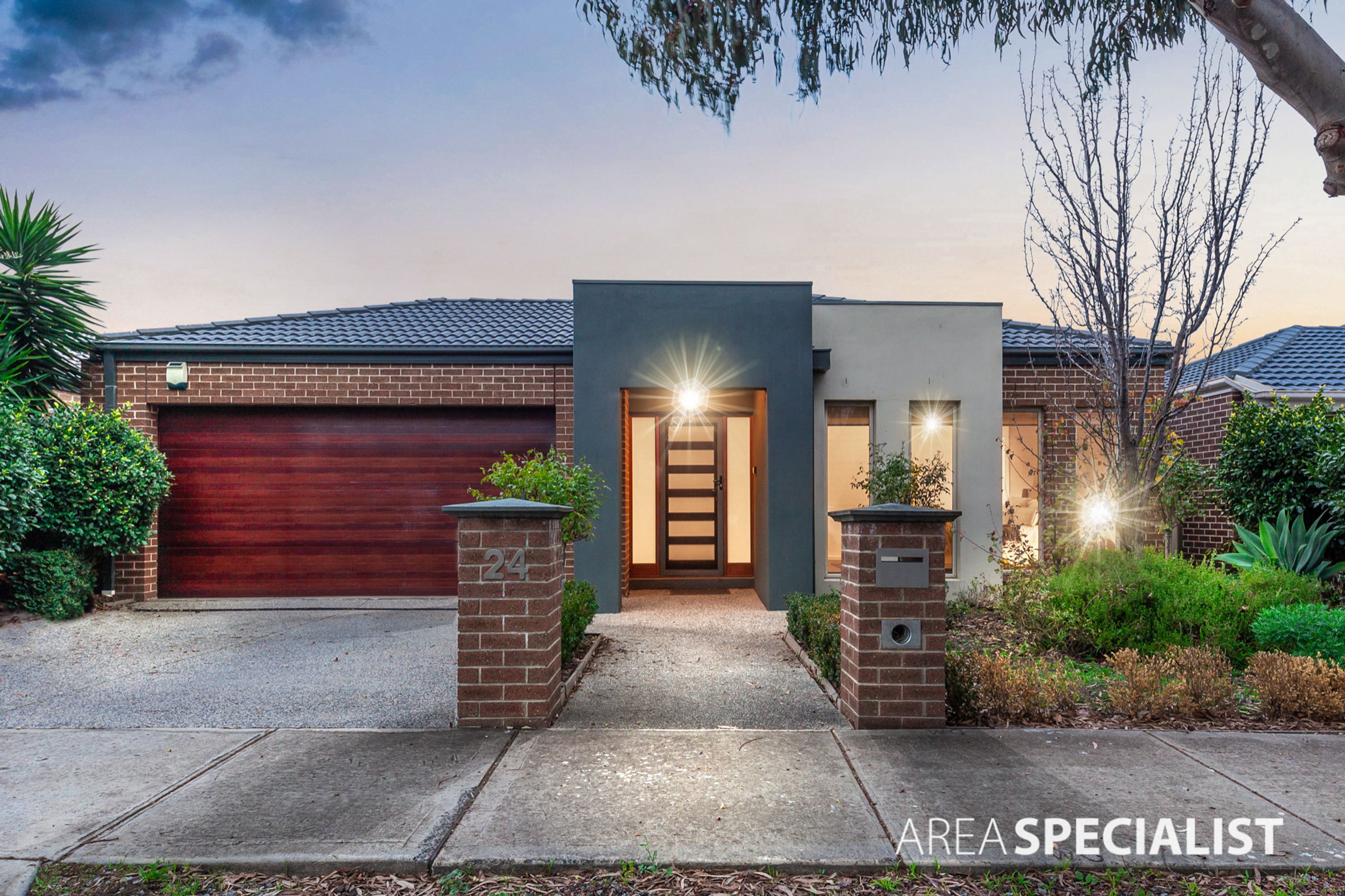 24 West Highland Drive, Burnside Heights VIC 3023, Burnside Heights - Thumbnail 2