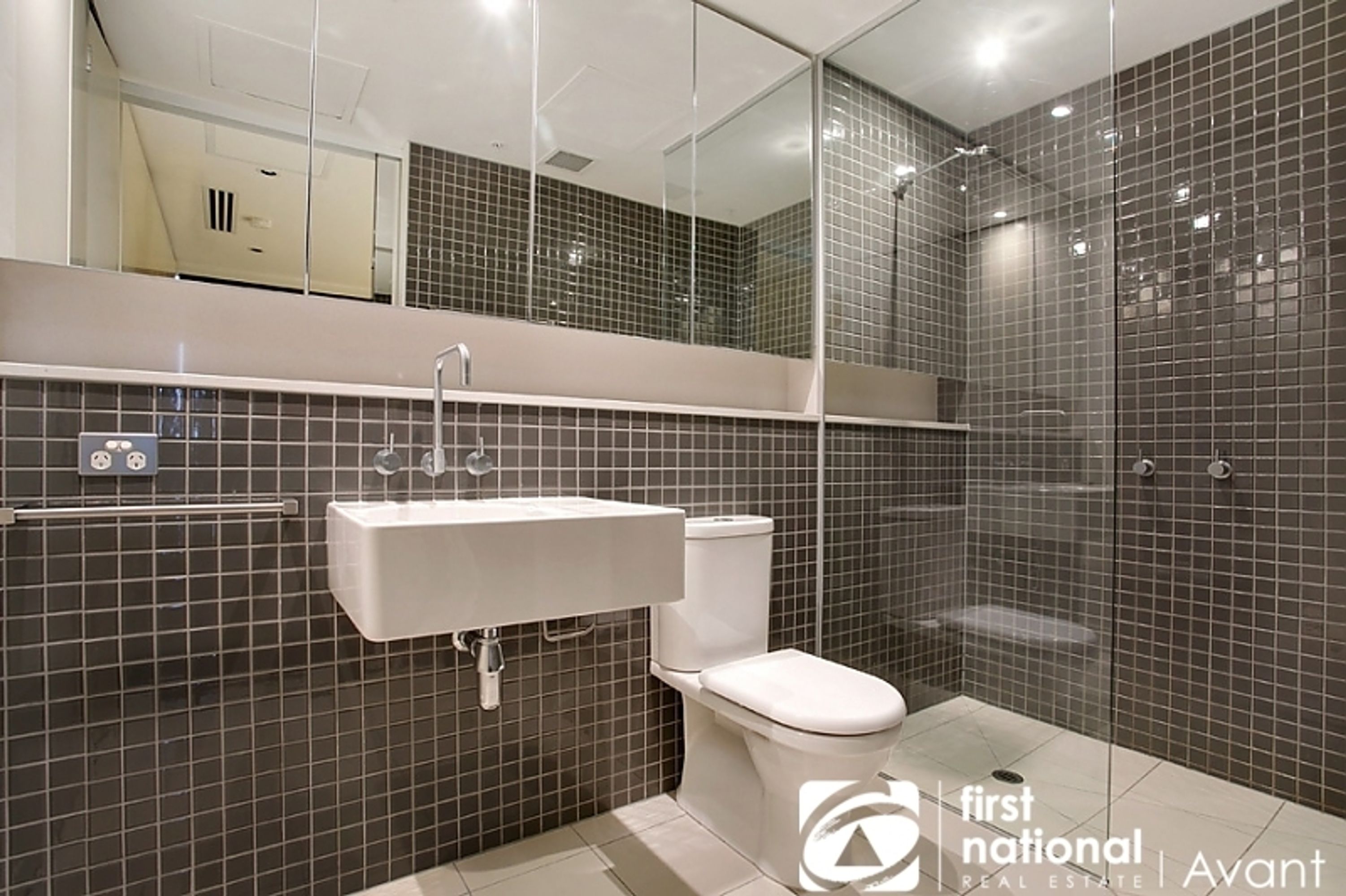 3710/1 Freshwater Place, Southbank - Thumbnail 8