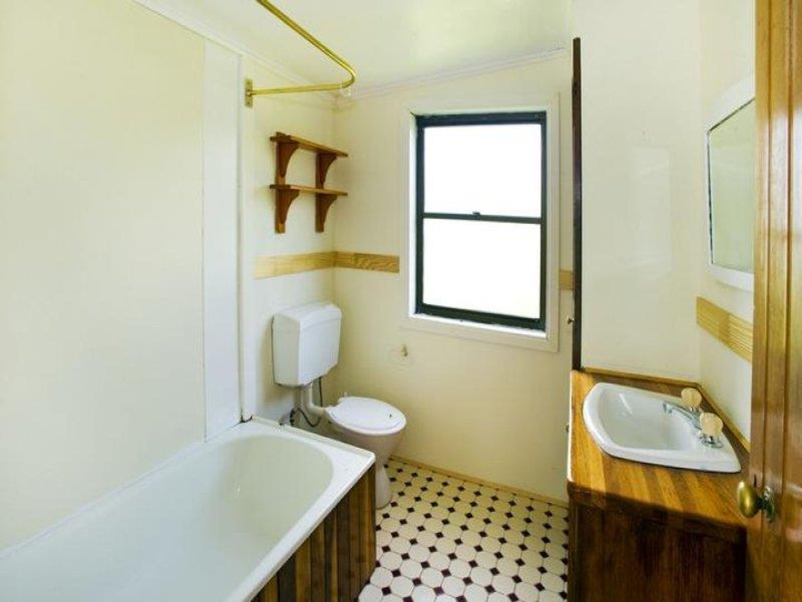 2424 Clarence Way, Upper Copmanhurst - Thumbnail 6
