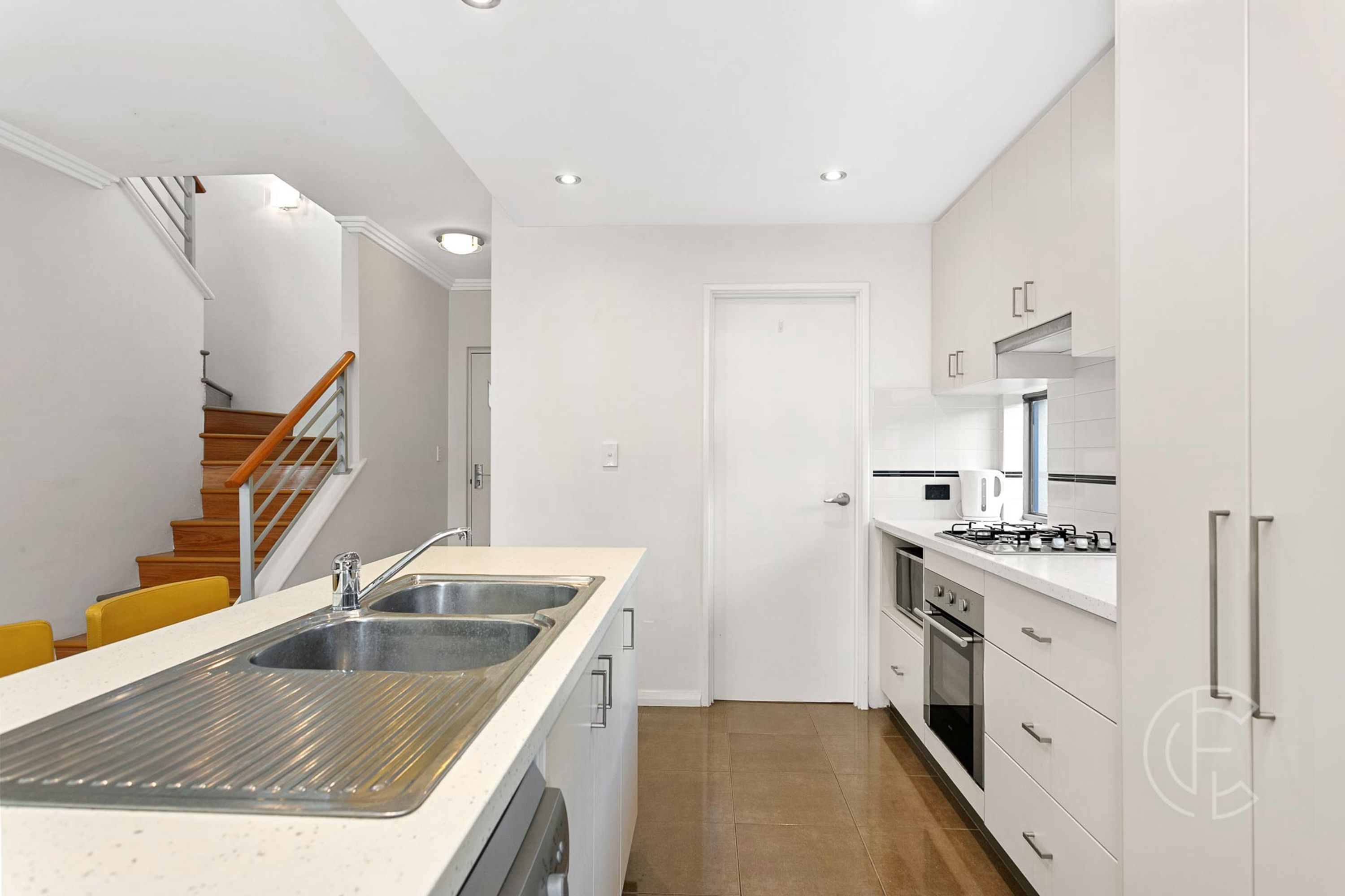 15B Pollard Street, Glendalough, WA 6016, Glendalough - Thumbnail 2