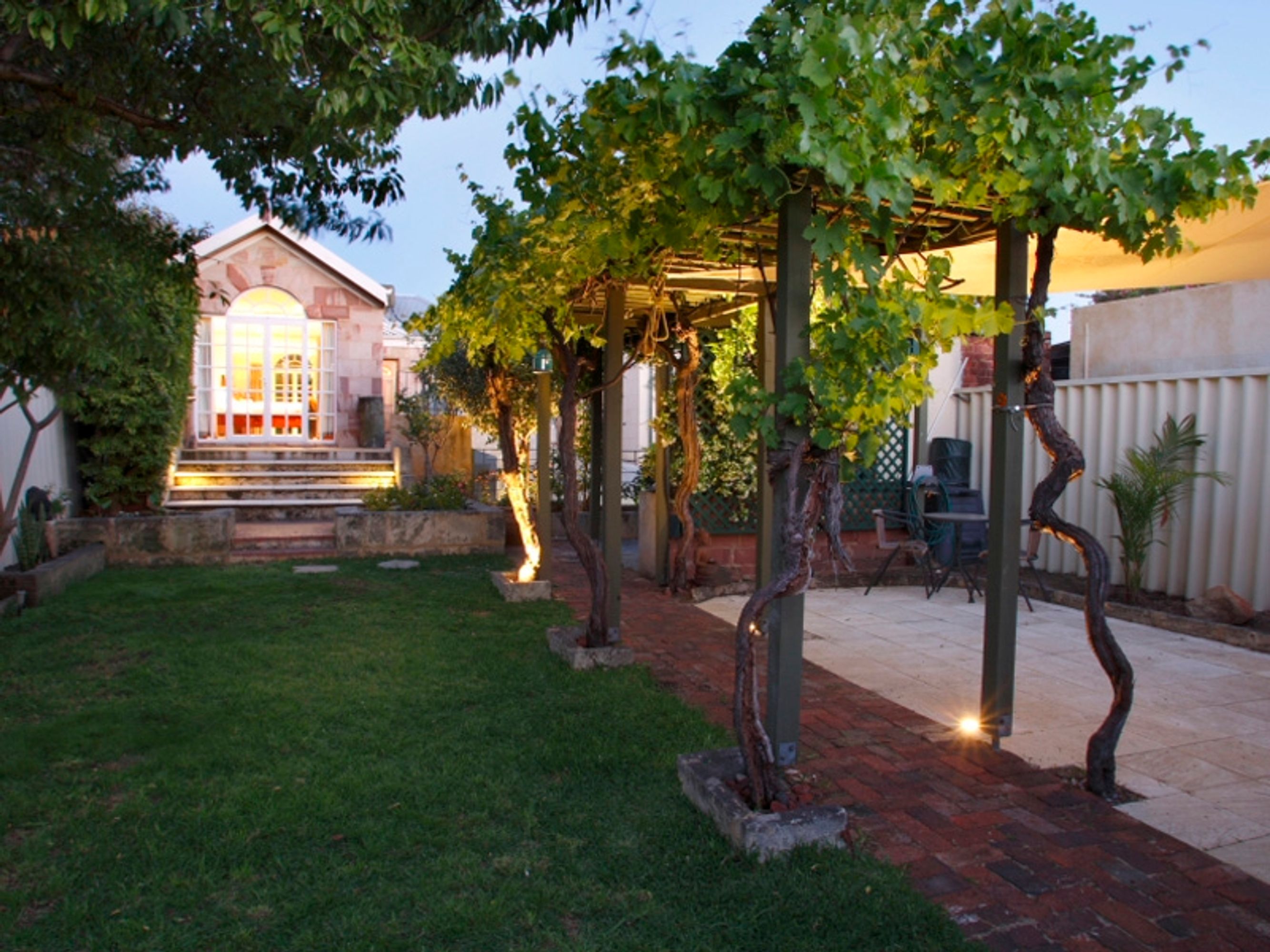 157 Hampton Road, South Fremantle - Thumbnail 3