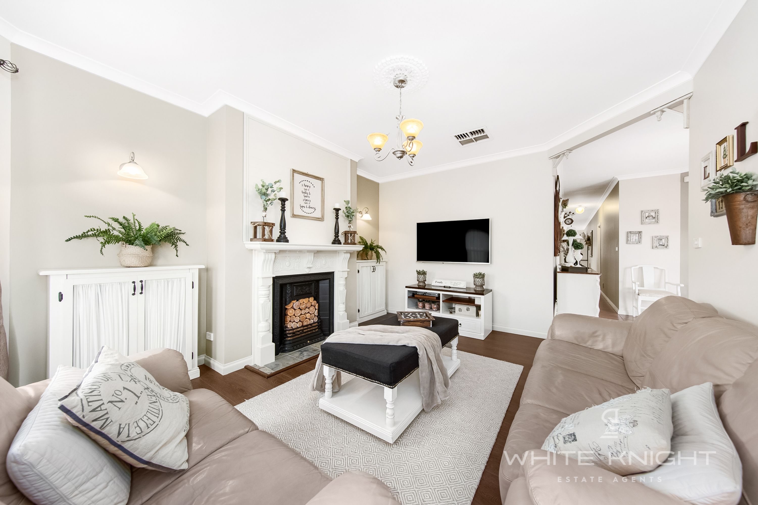 13 Hammersley Place, Caroline Springs VIC 3023, Caroline Springs - Thumbnail 5