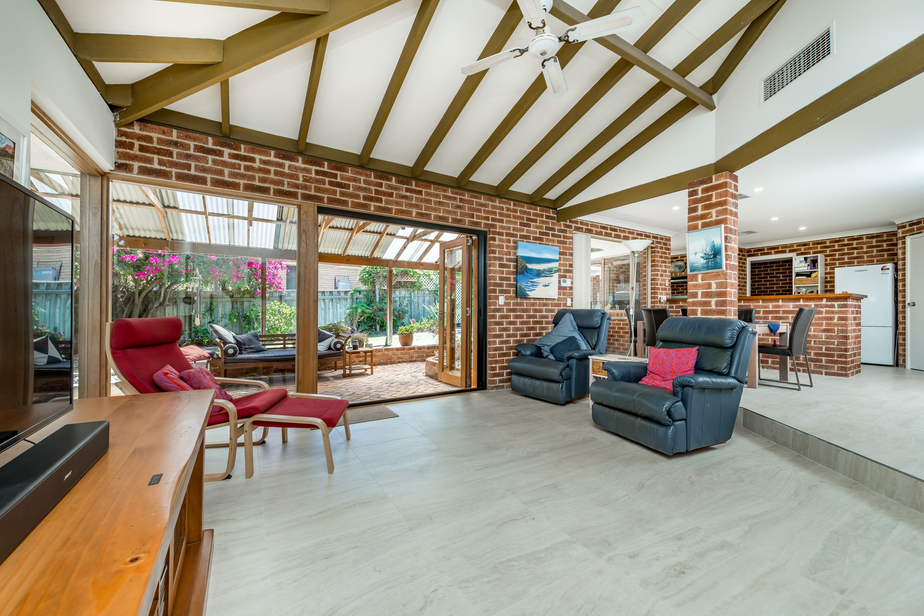35 Portmarnock Circuit, Connolly - Thumbnail 5