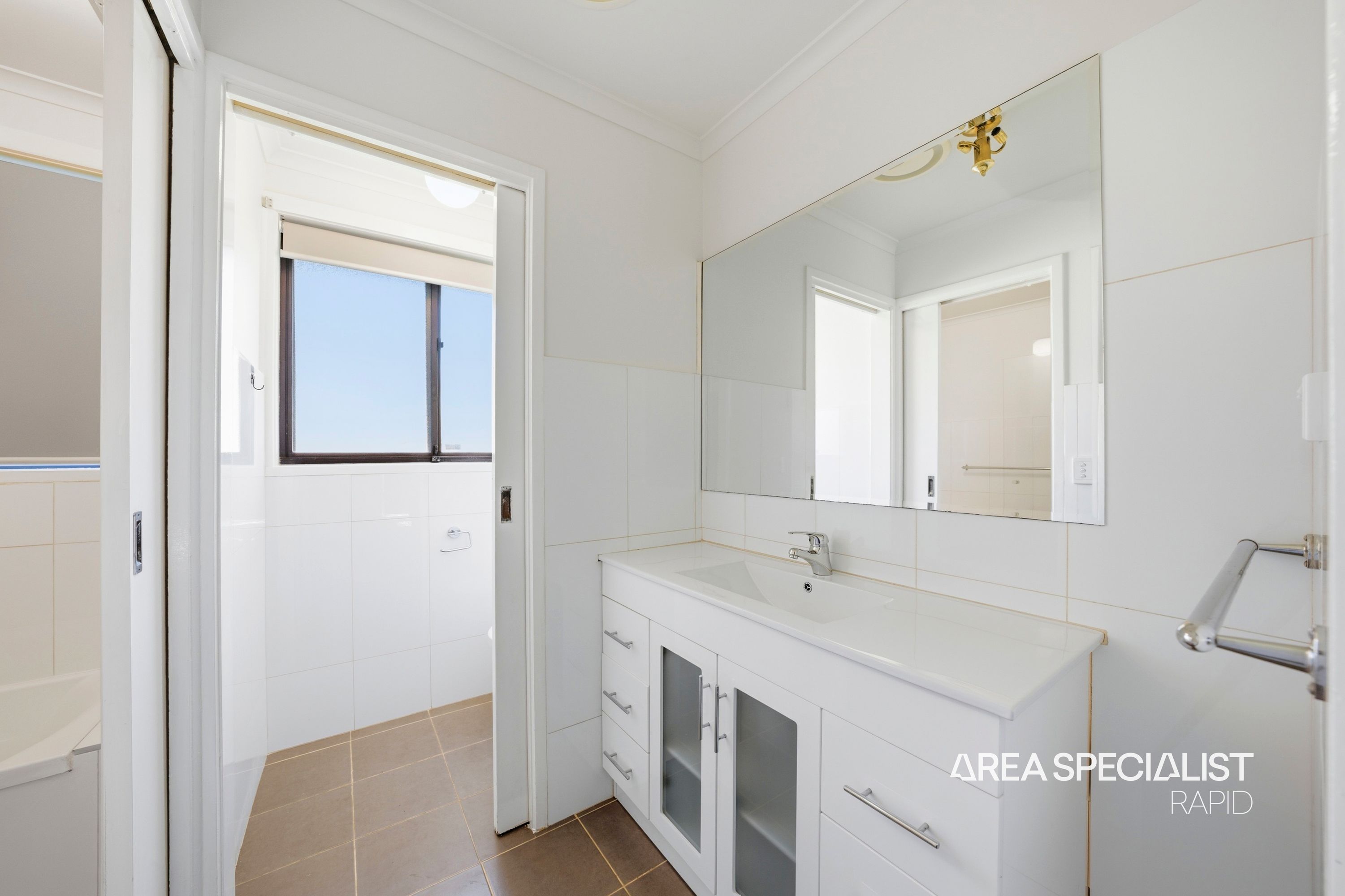 12 Willow Drive, Hampton Park, Hampton Park - Thumbnail 5