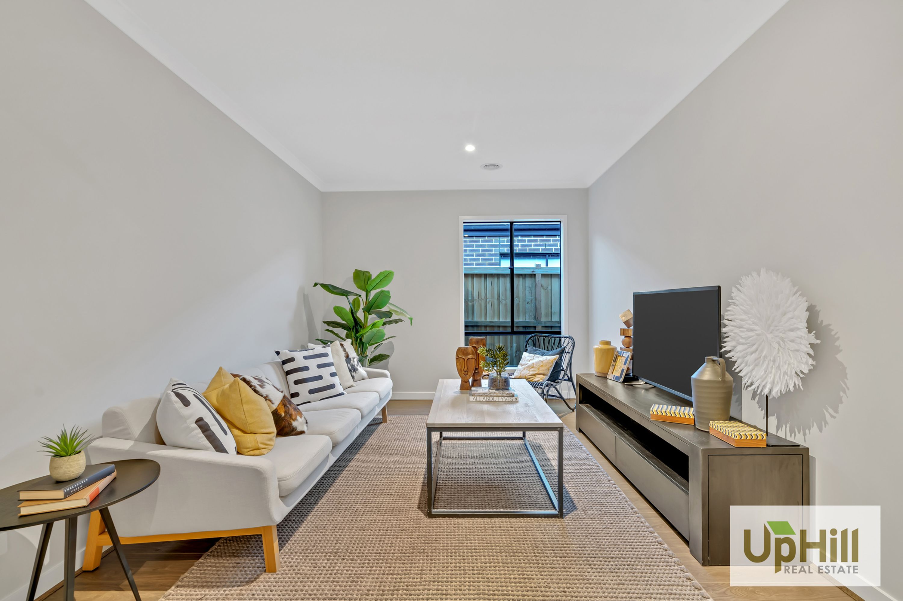 29 Cavern Boulevard, Clyde North - Thumbnail 4