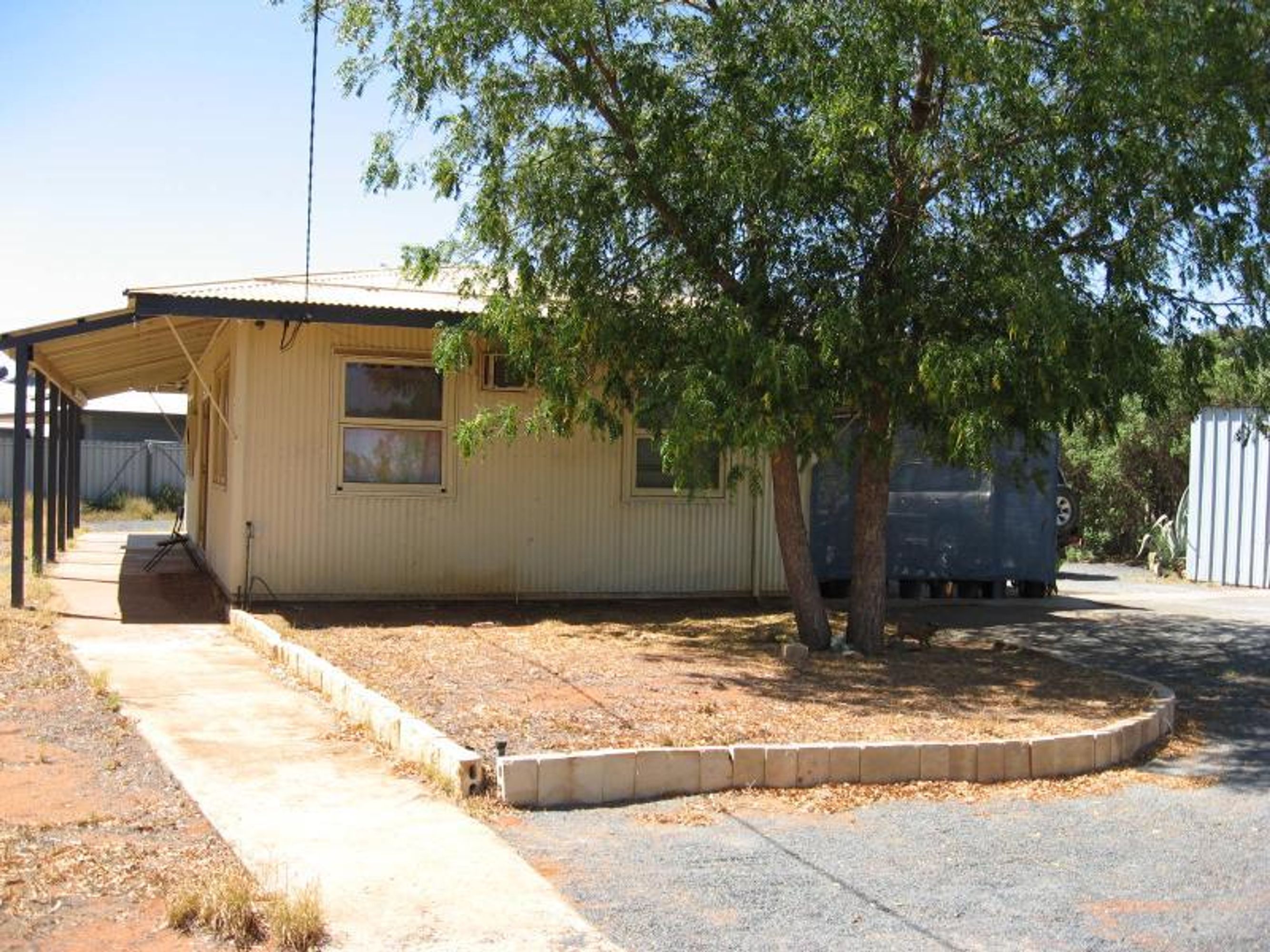 16 Roberts Street, South Hedland, South Hedland - Thumbnail 3