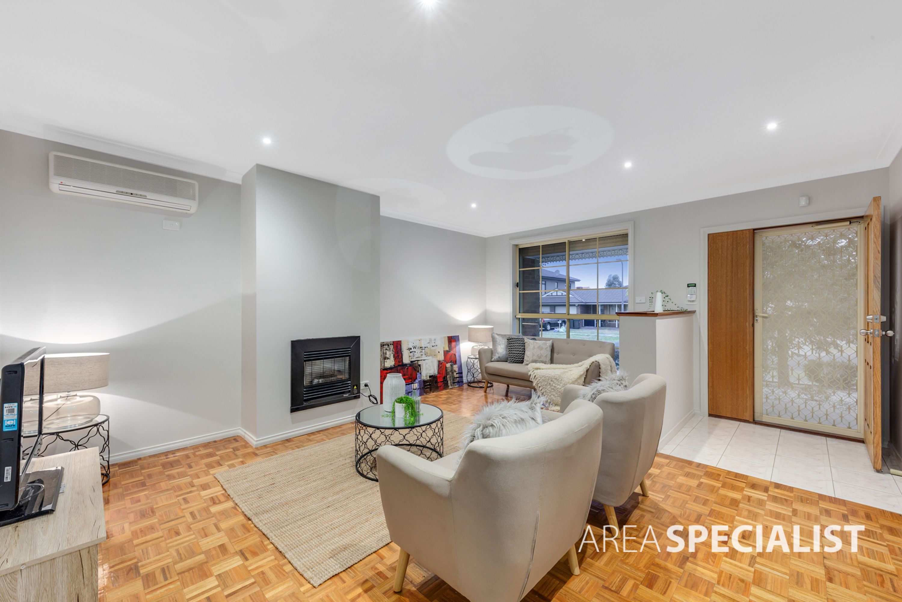 11 Spinifex Street, Cairnlea VIC 3023, Cairnlea - Thumbnail 4