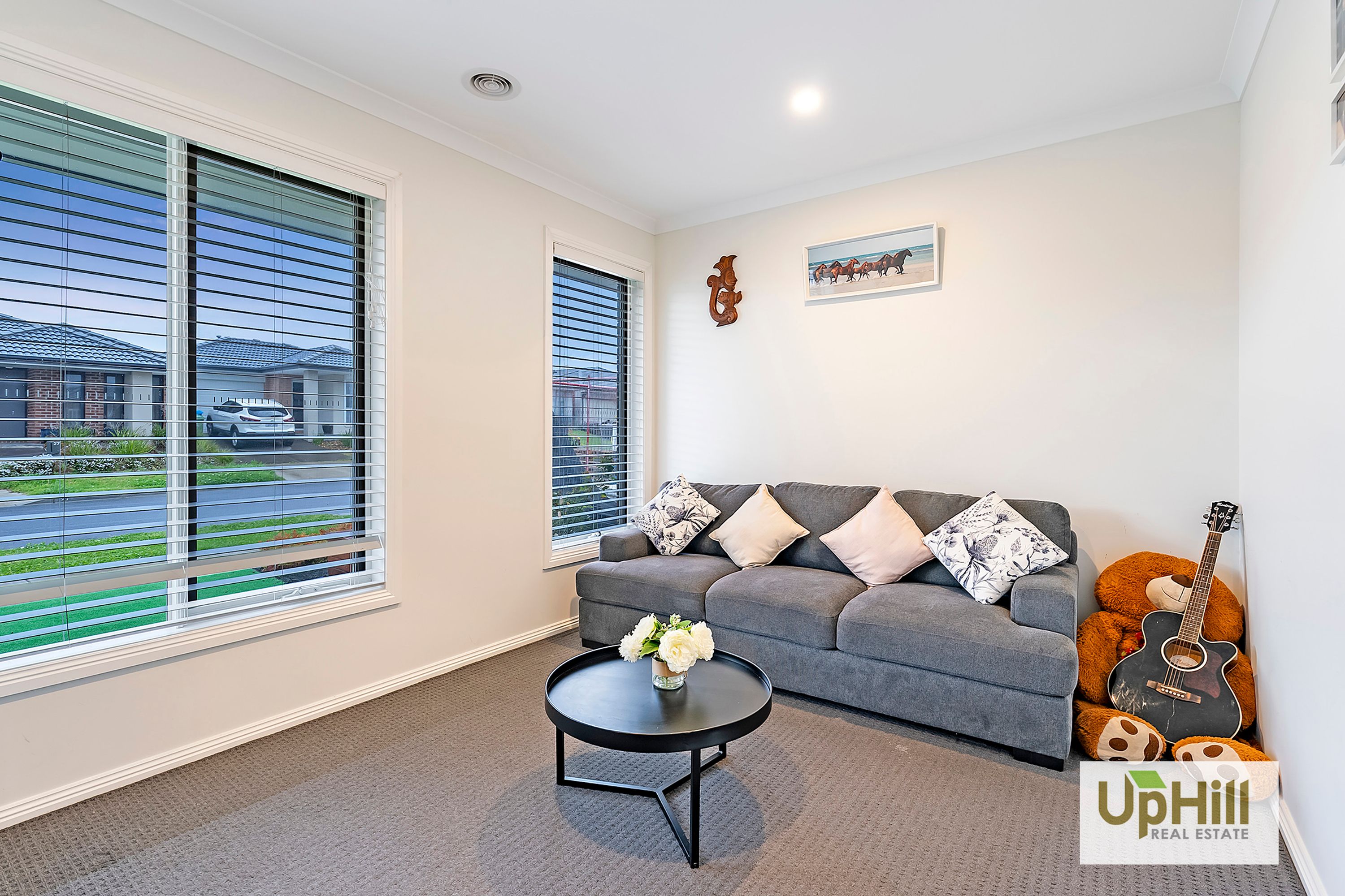 26 Keskadale Way, Clyde North - Thumbnail 3