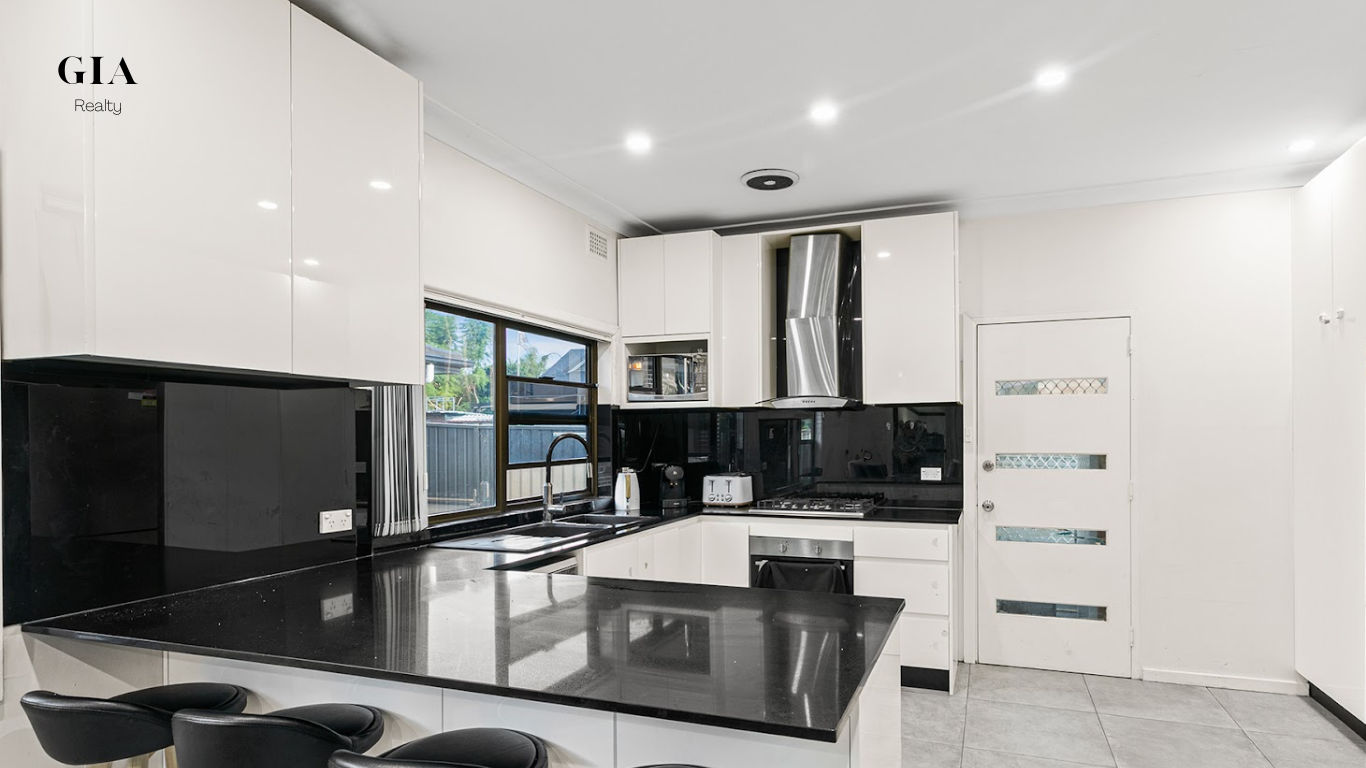 8 Hill Road, Lurnea - Thumbnail 6