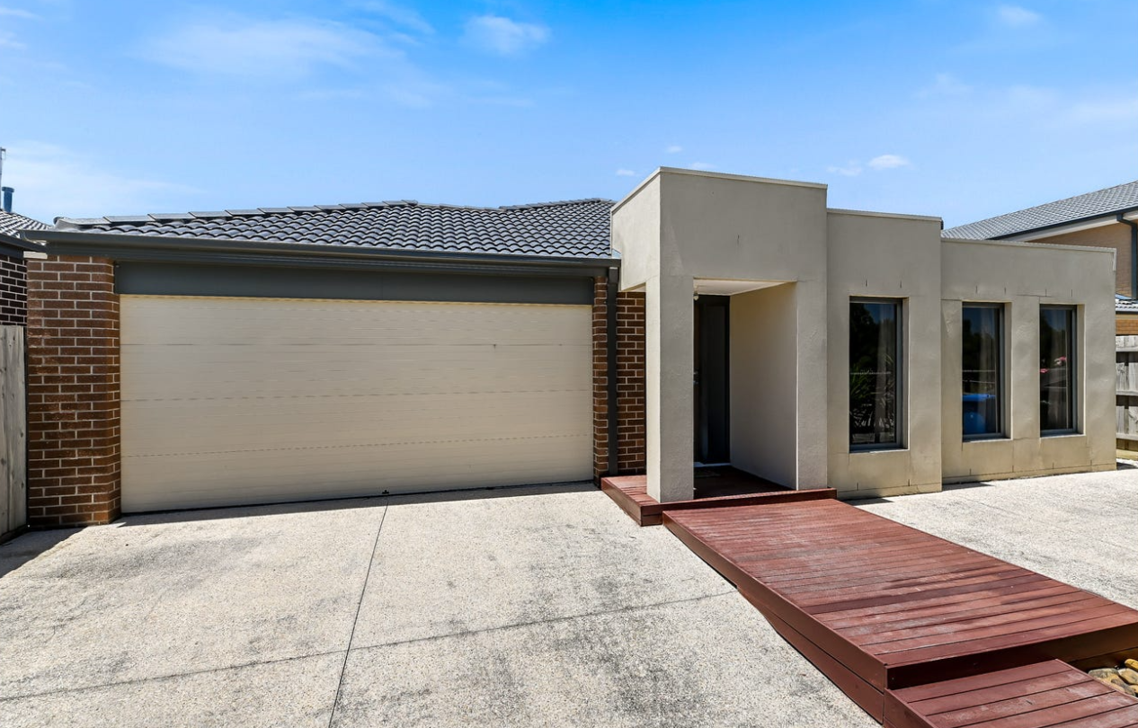 16 Avisha Way, Narre Warren, VIC 3805, Narre Warren - Thumbnail 2