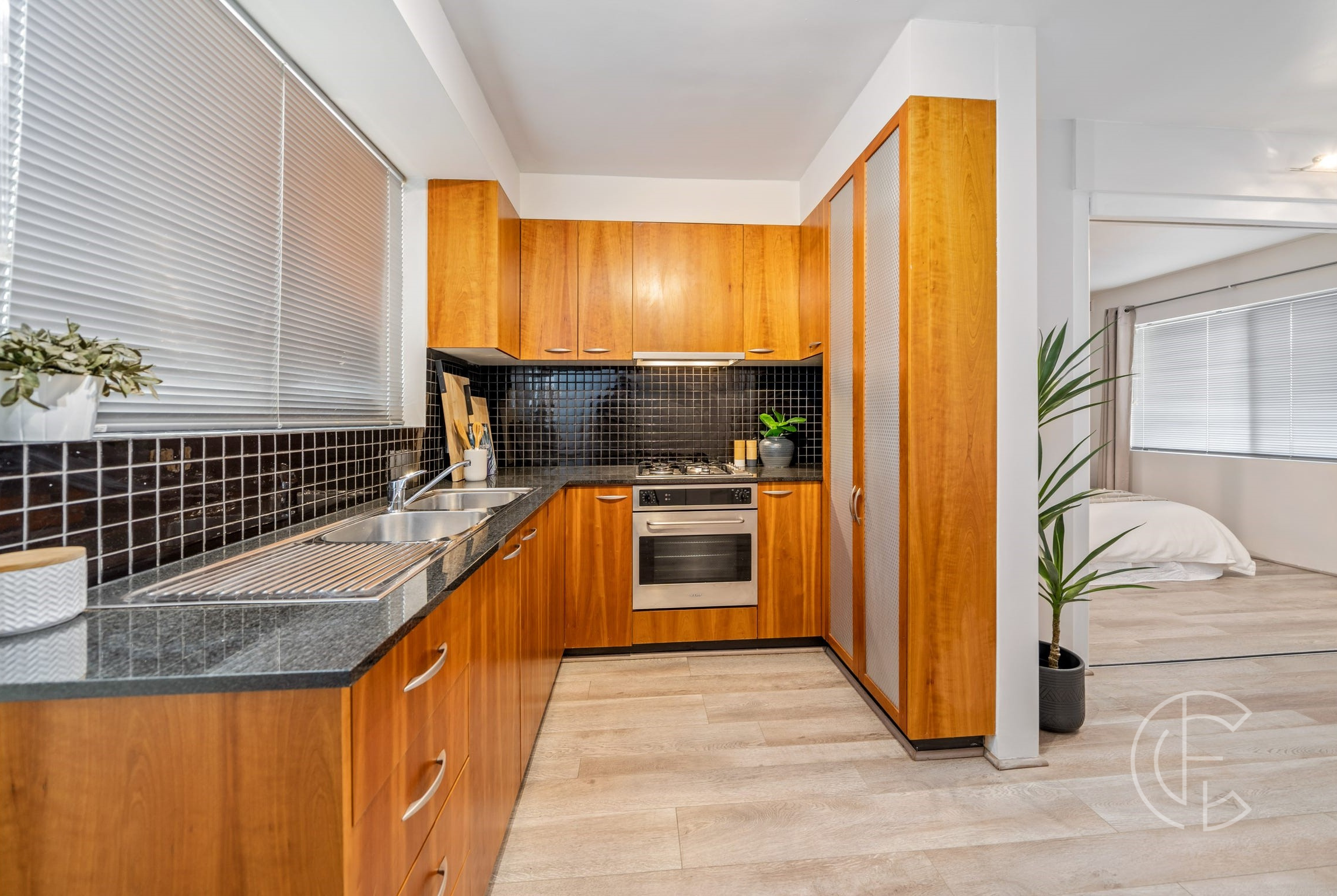 6/23 Hensman Road, Subiaco - Thumbnail 5