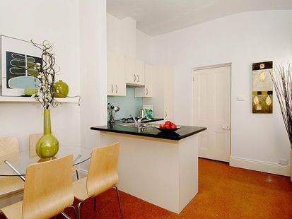 13 McCracken Street, Kensington - Thumbnail 5