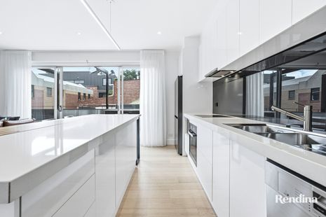 1/2 Queensberry Place, North Melbourne - Thumbnail 5