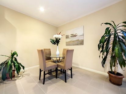 24 Leicester Mews, Kensington - Thumbnail 5