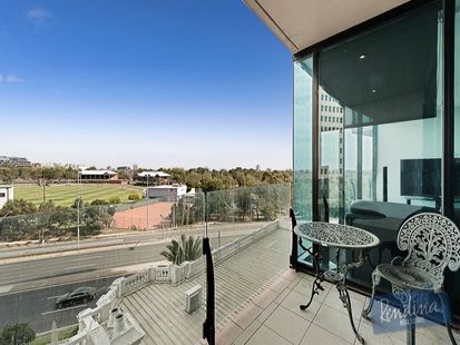 505/83 Queens Road, Melbourne - Thumbnail 5