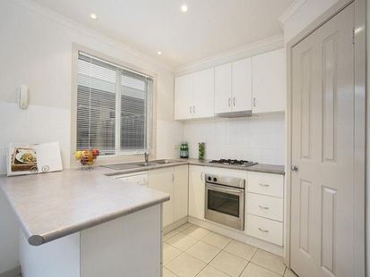 3 Baulderstone Walk, Kensington - Thumbnail 5