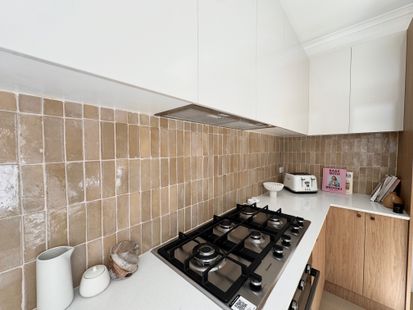 1 Lincoln Mews, Kensington - Thumbnail 5